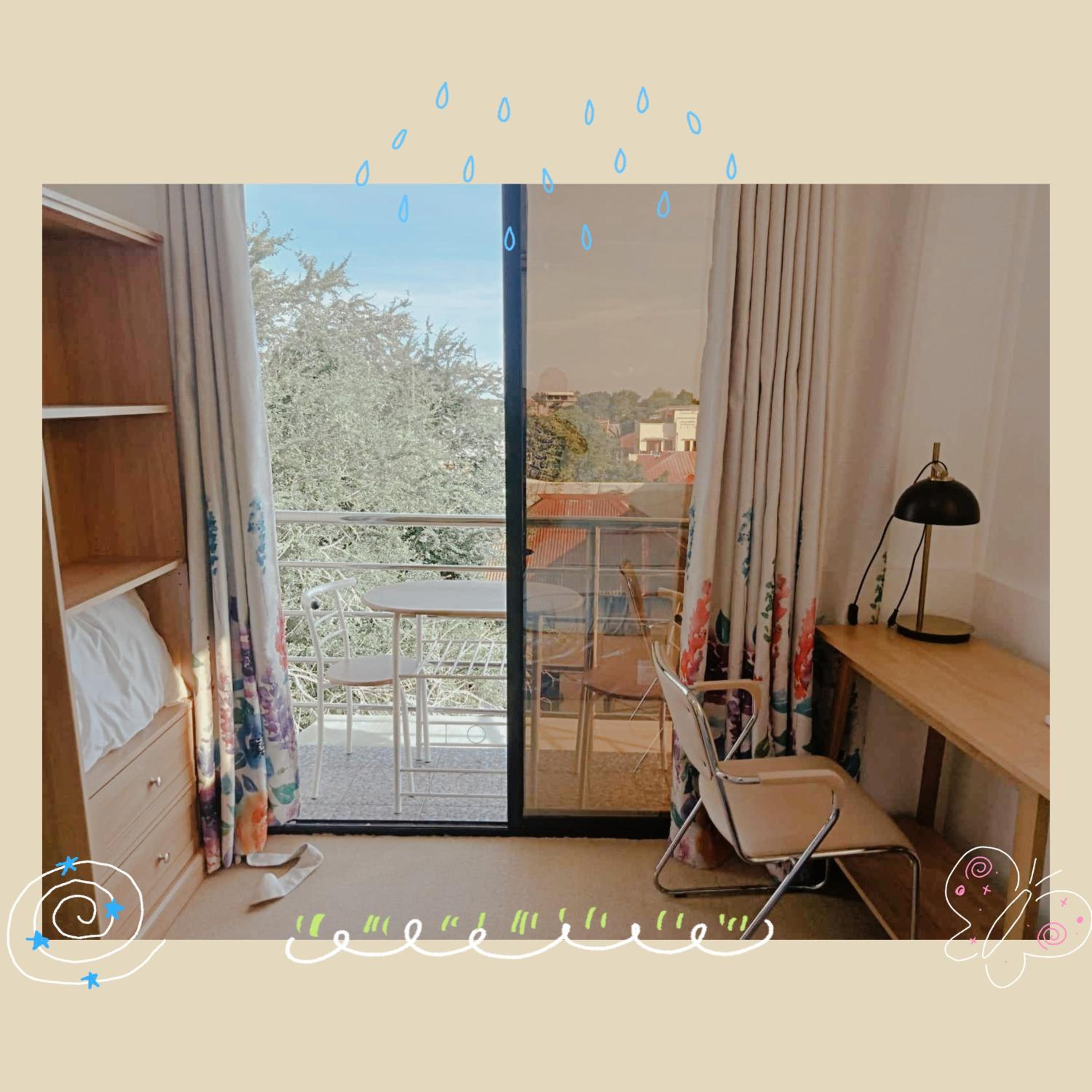 Deluxe Double or Twin Room with Balcony photo 3