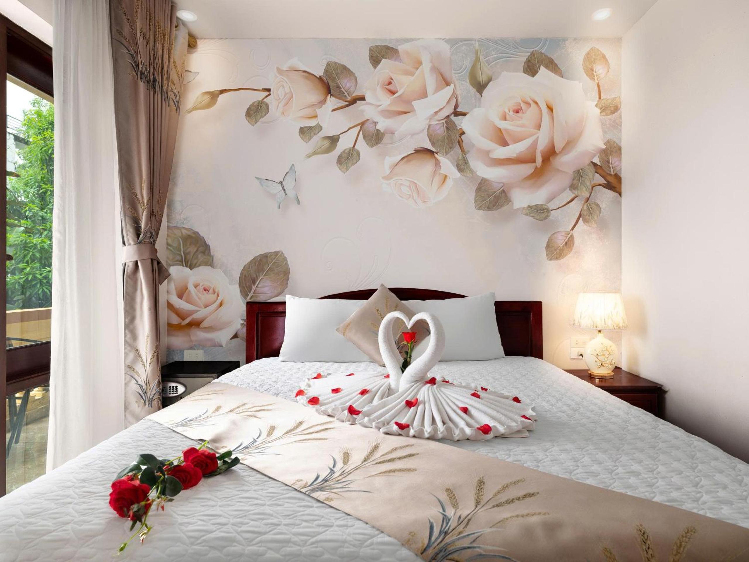 Standard King Room photo 2