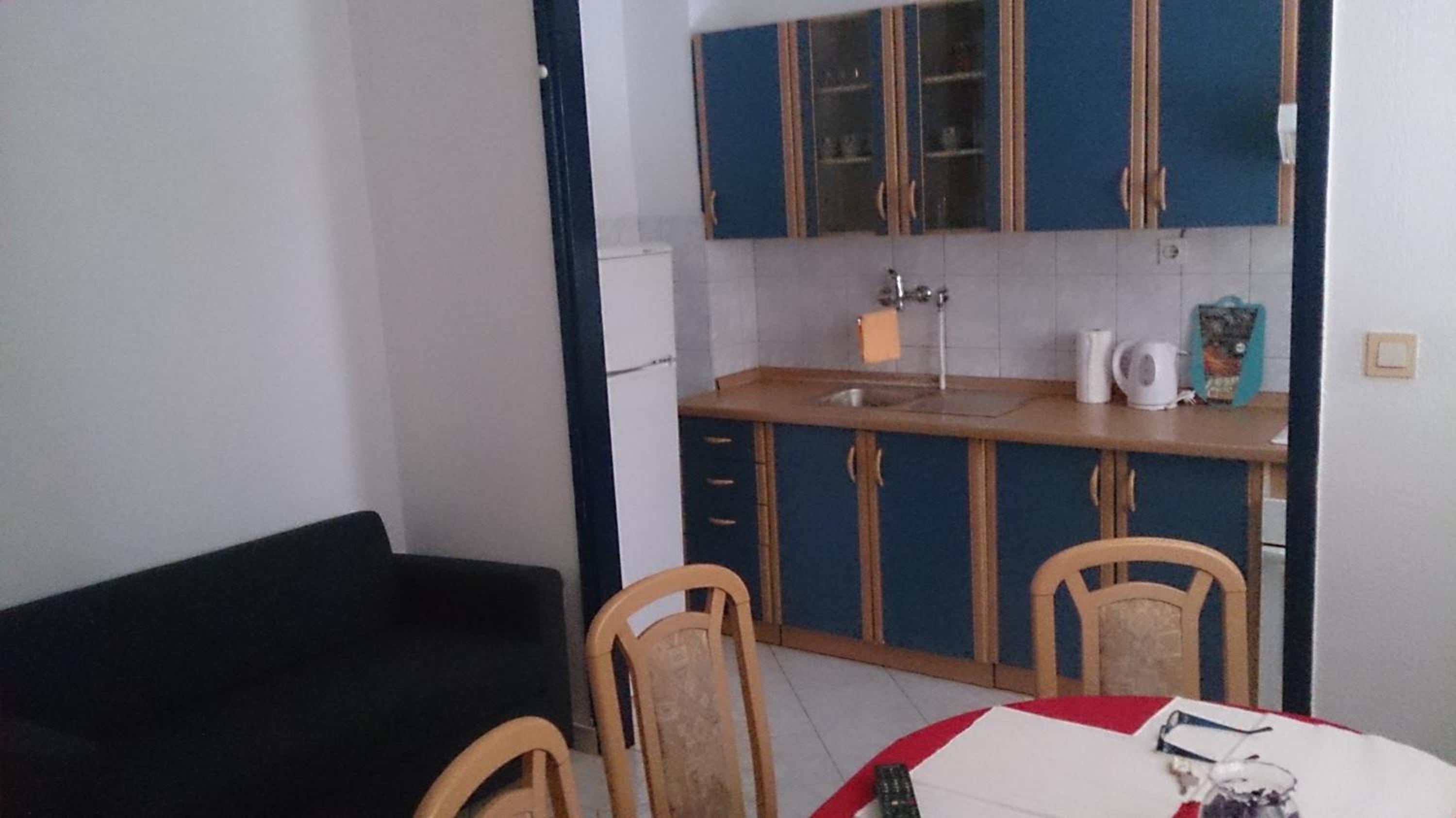 Apartment - Photo 2