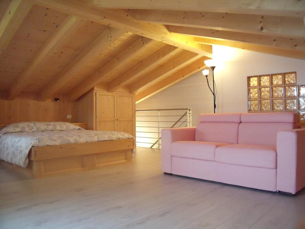 Apartment - Split Level photo 3
