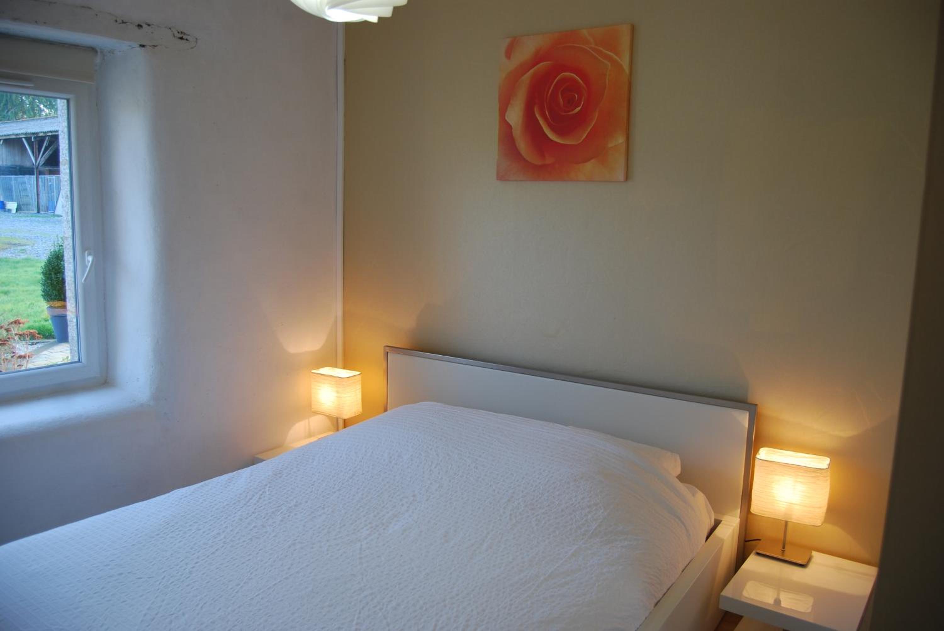 Three-Bedroom House - Photo 1
