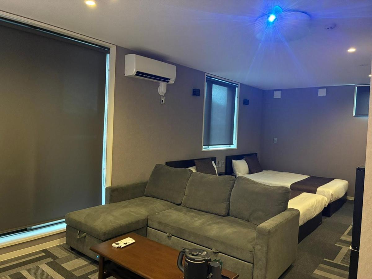 Standard Twin Room with Sofa photo 1