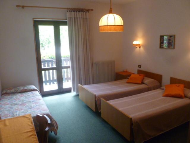 Standard Triple Room with Balcony and Mountain View