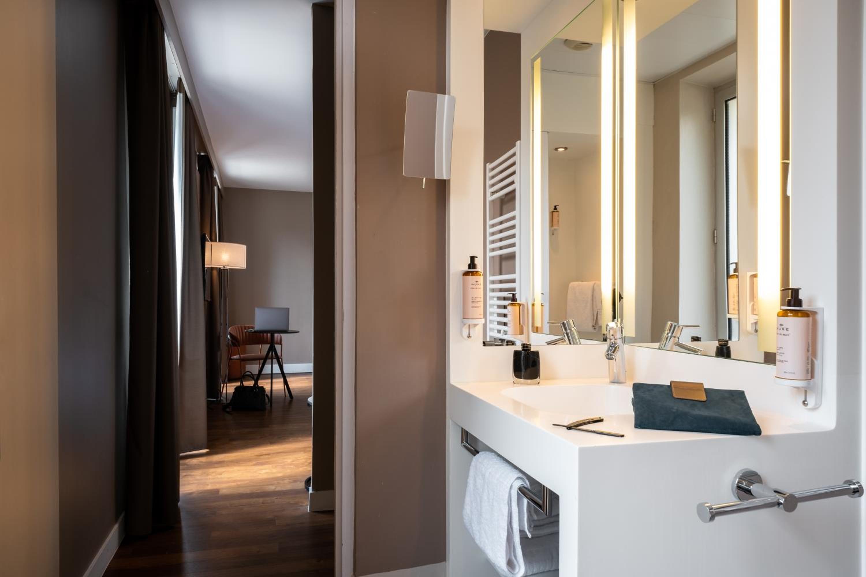 Superior Triple Room photo 3