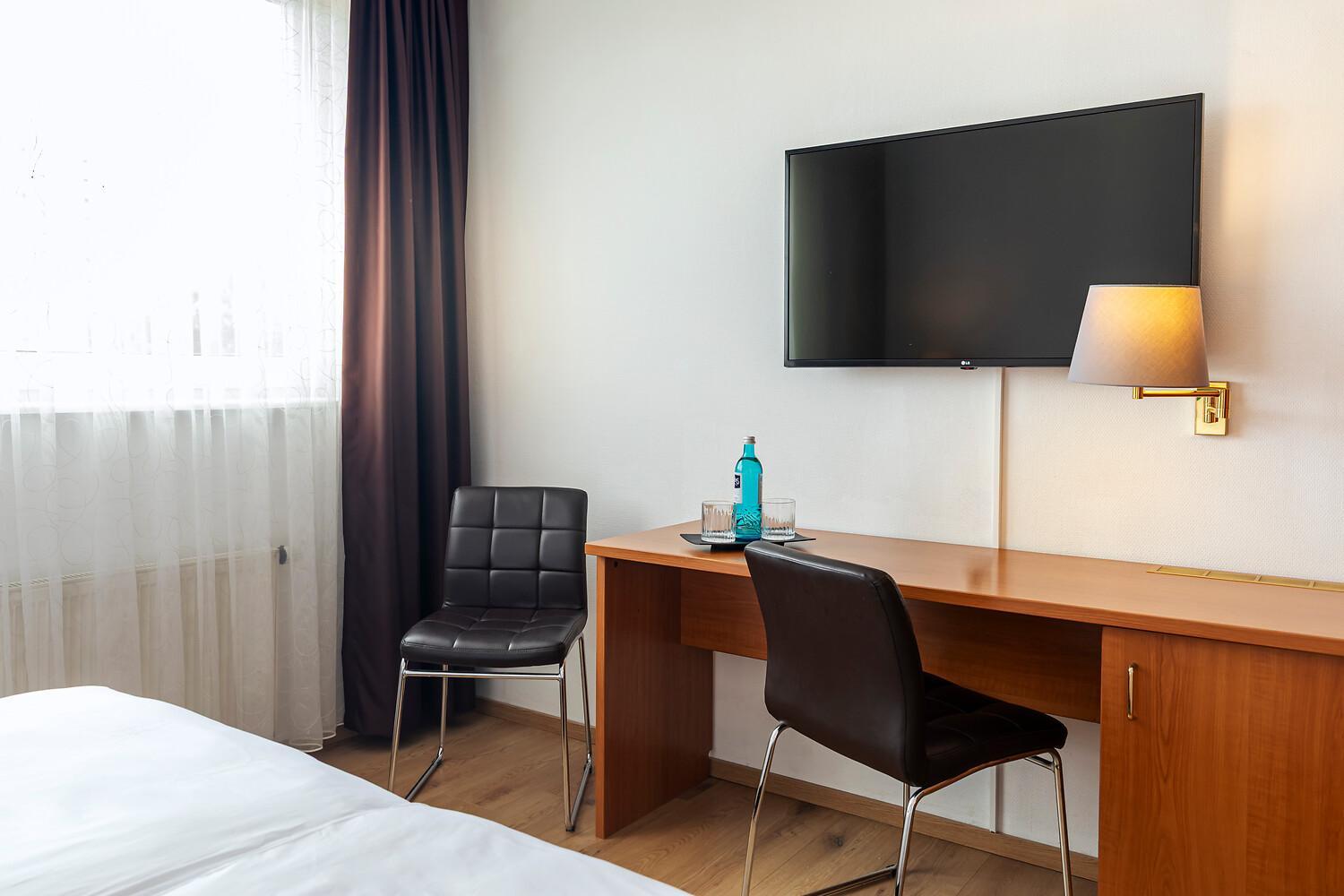 Economy Double Room photo 2