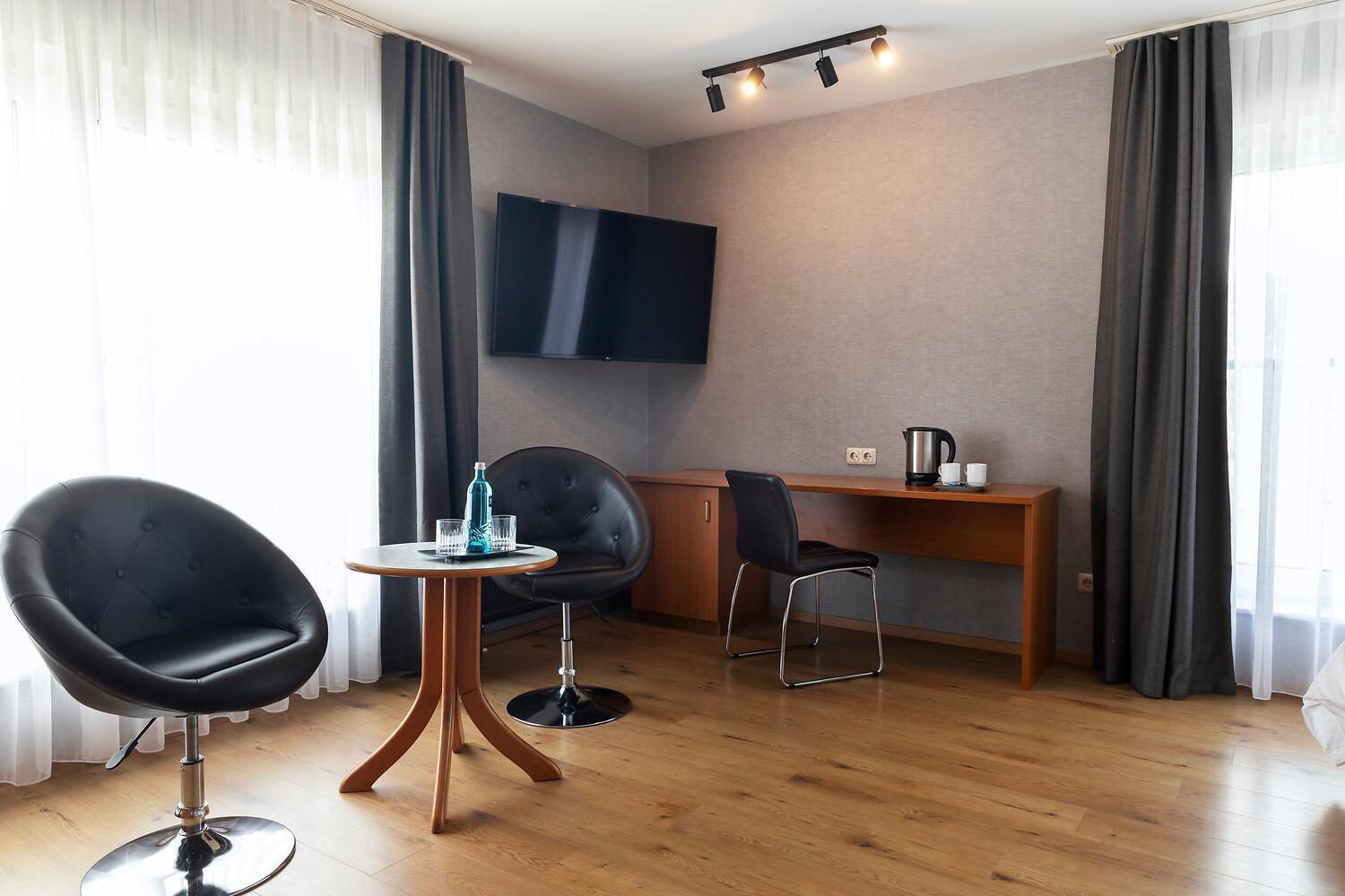 Business Twin Room photo 2