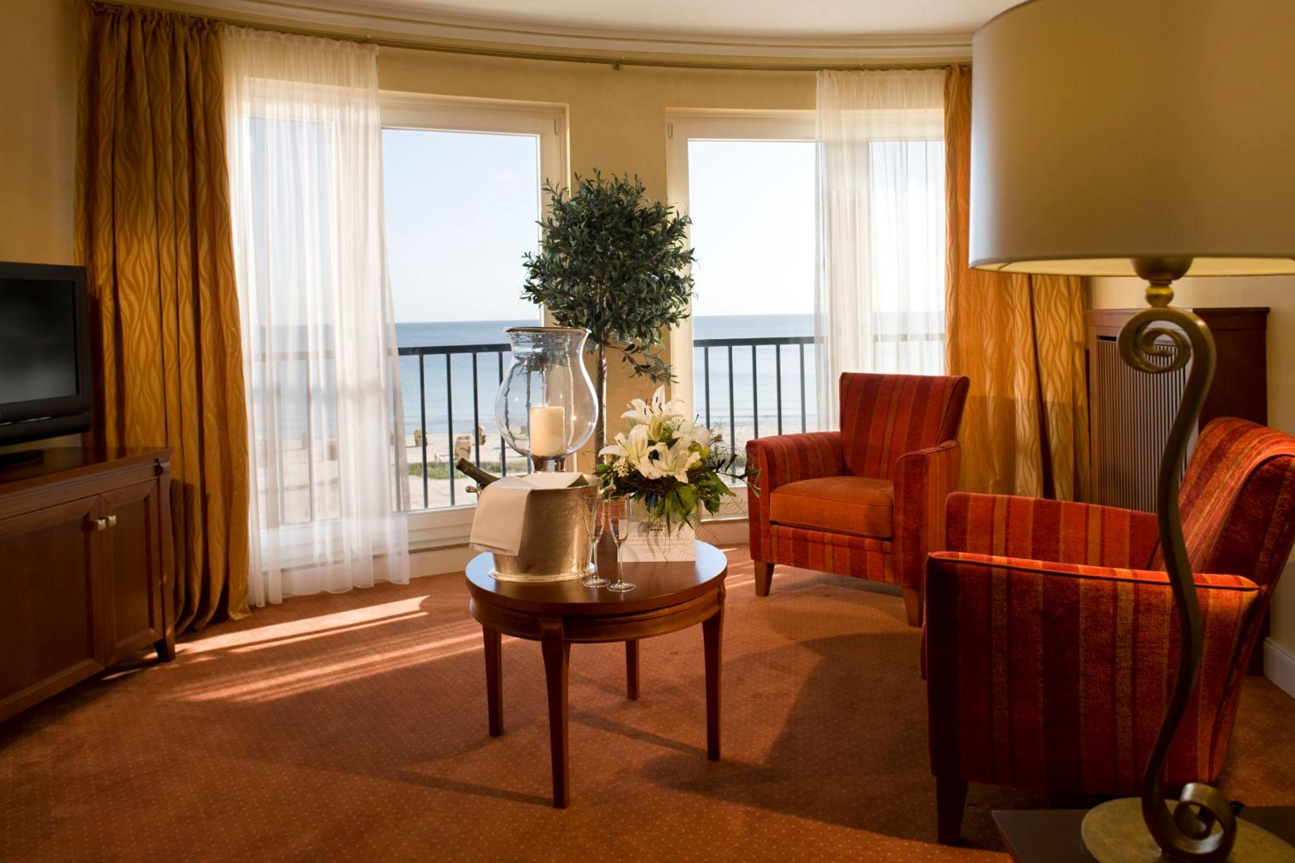 Panorama Suite with Sea View - Photo 1