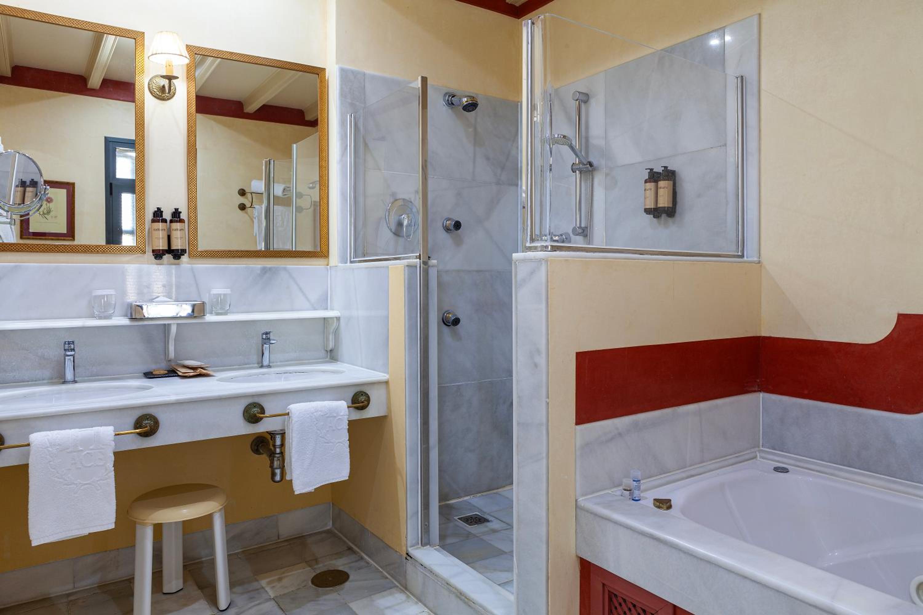 Junior Suite - Photo 2