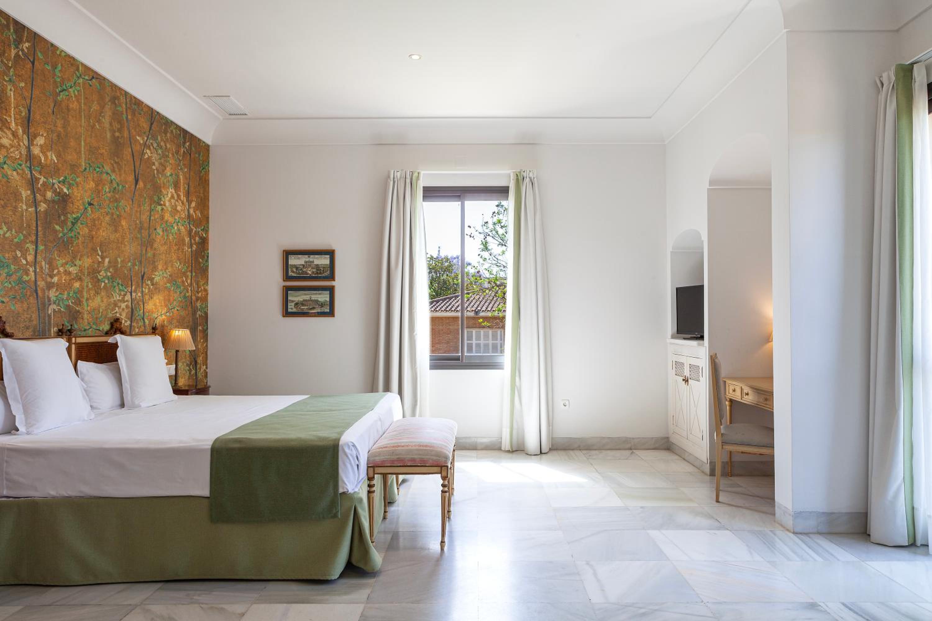 Junior Suite with Garden View photo