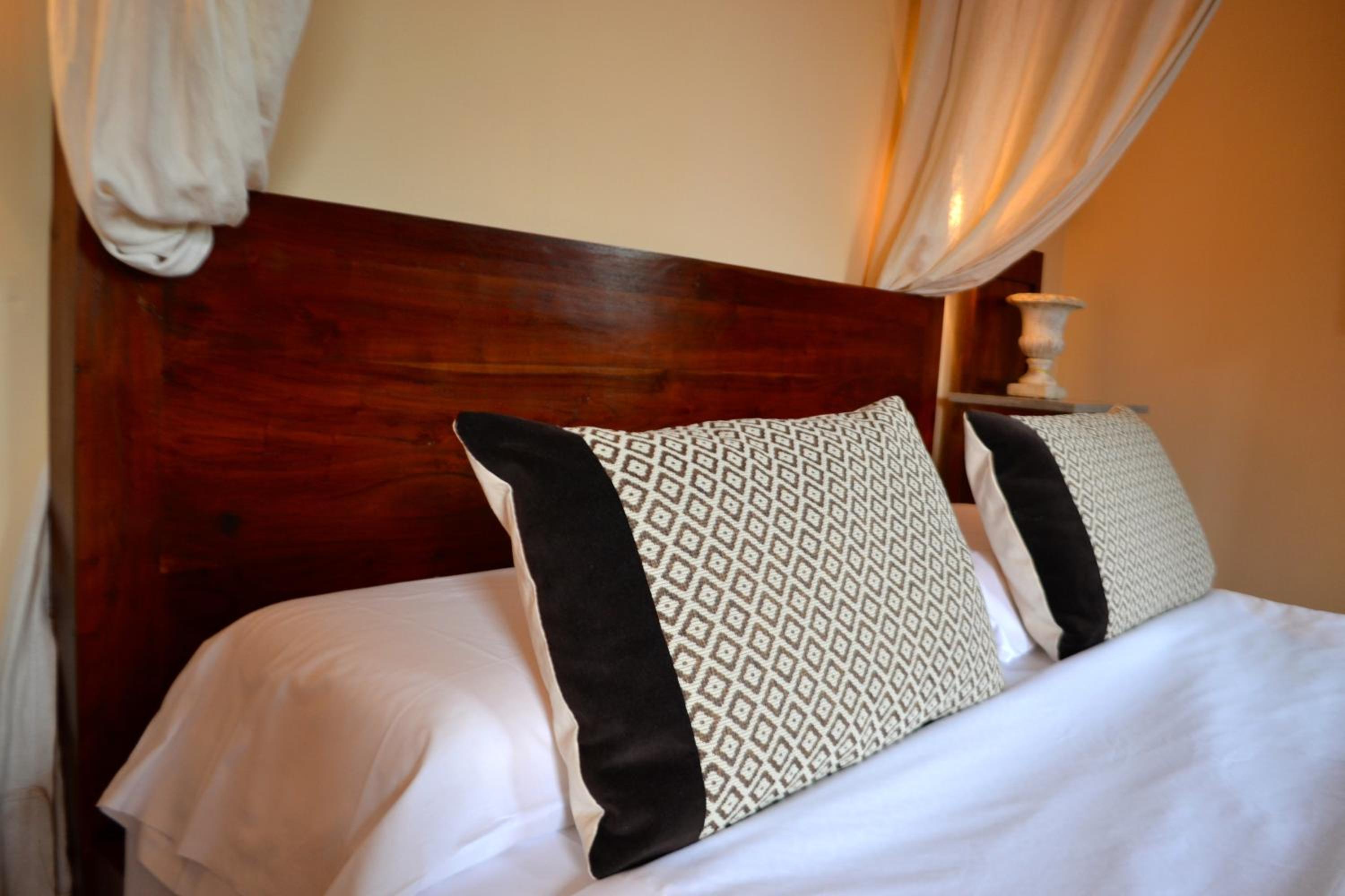 Superior Suite - Photo 2