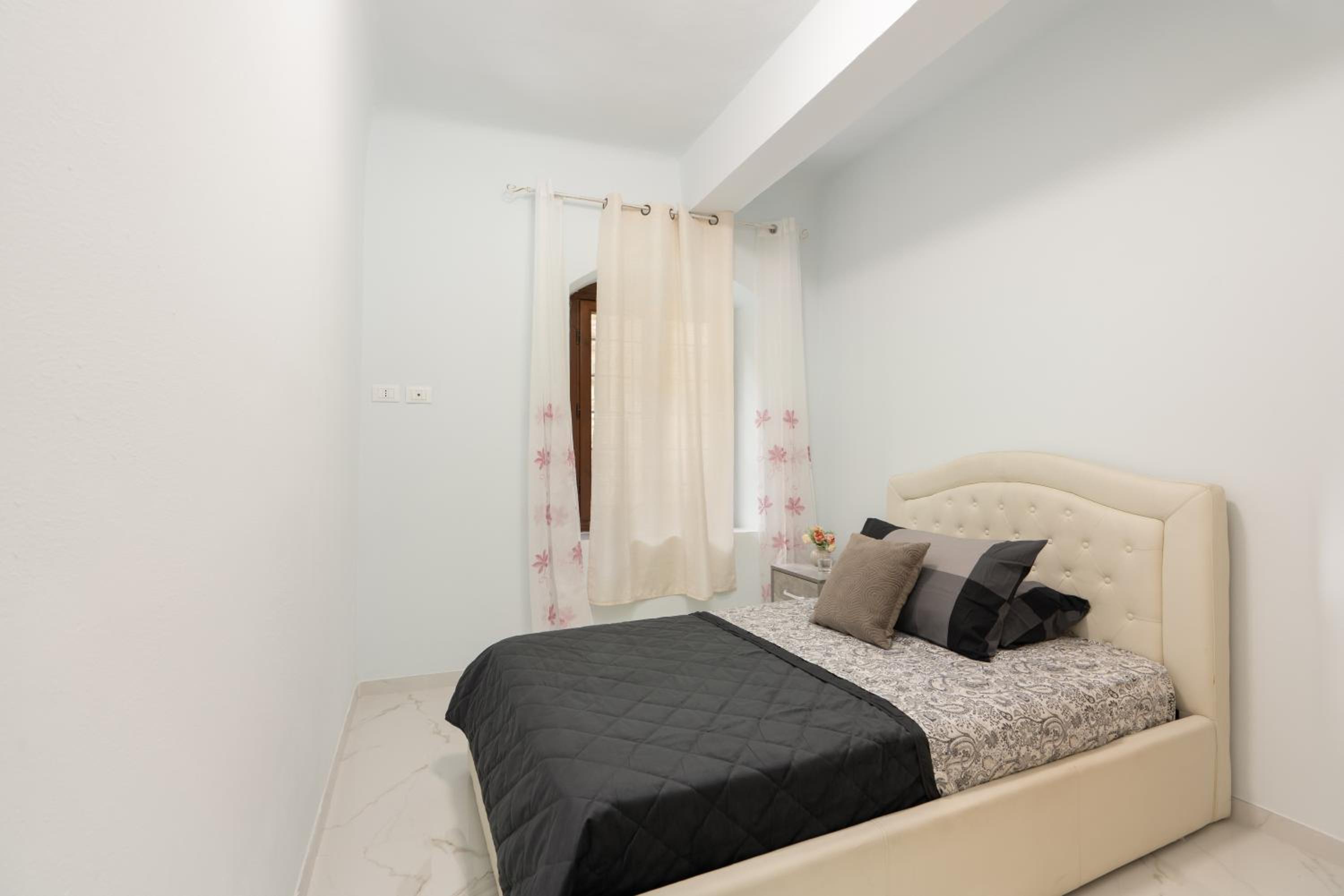 Two-Bedroom Deluxe Apartment photo 1