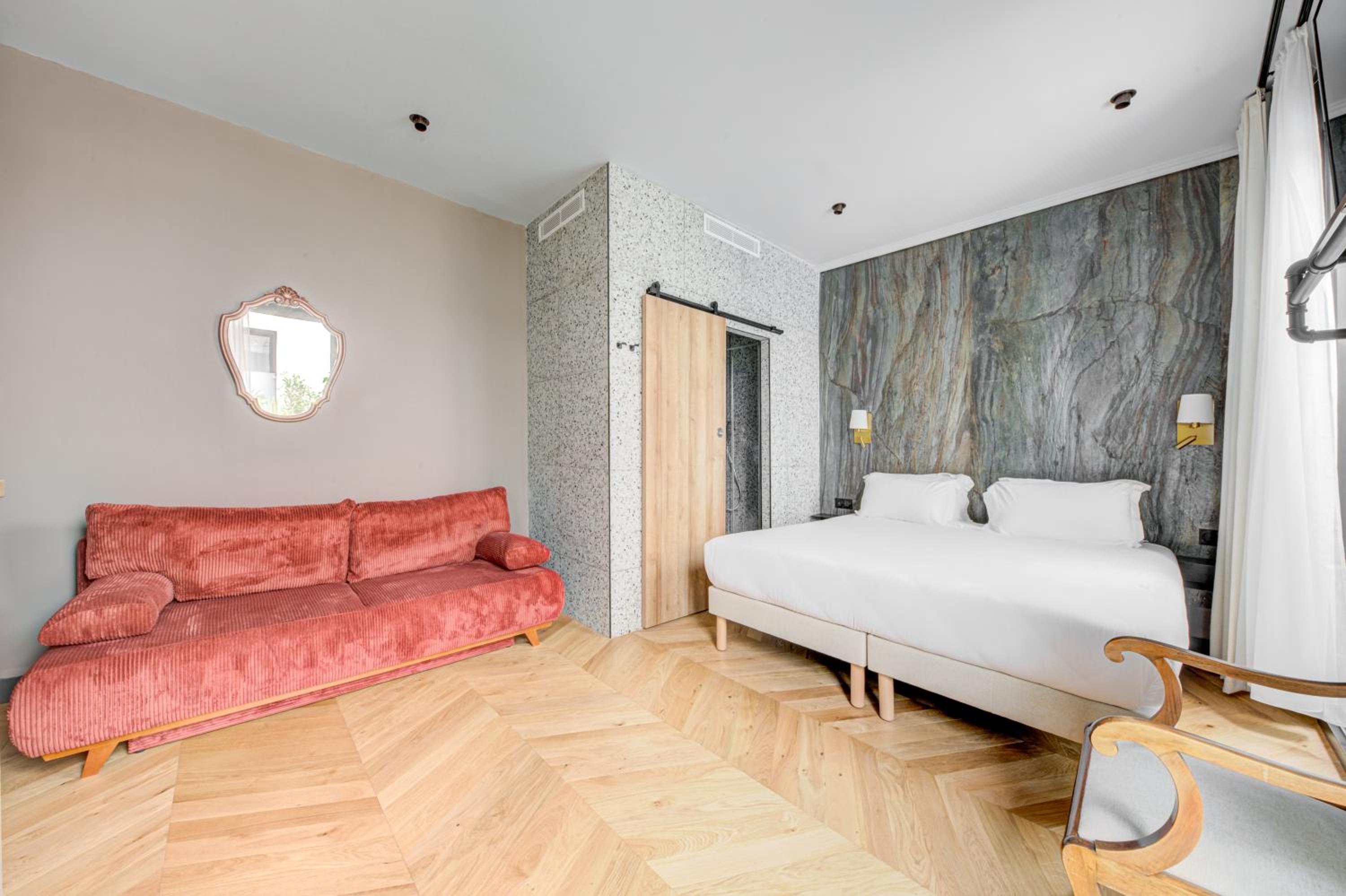 Classic Triple Room photo 2