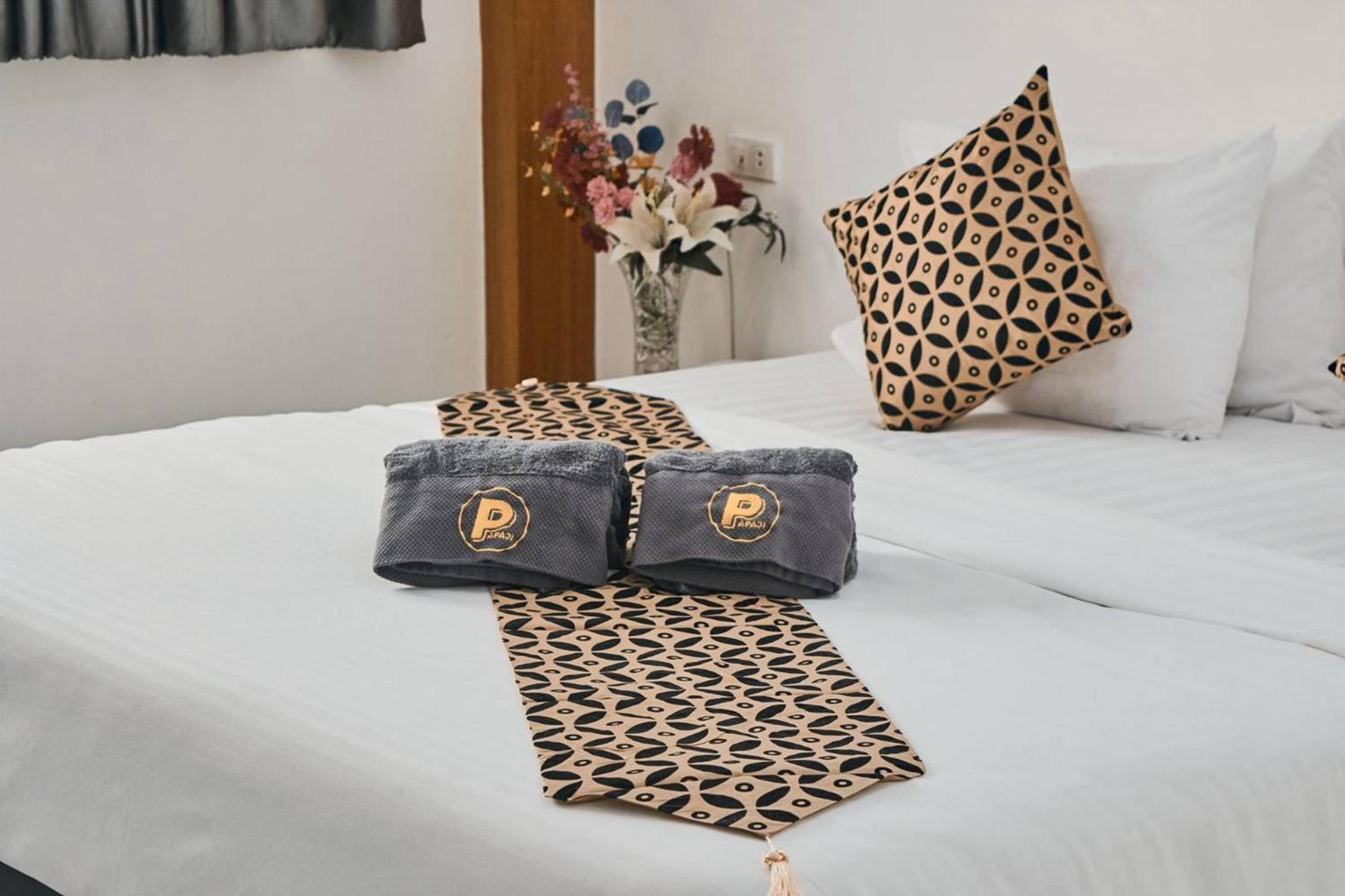 Deluxe Double Room with Two Double Beds photo 3