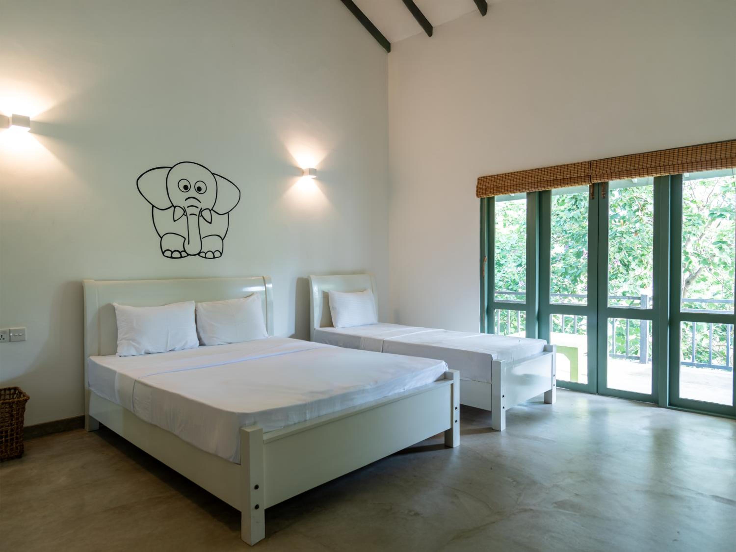 Deluxe Triple Room - Photo 6