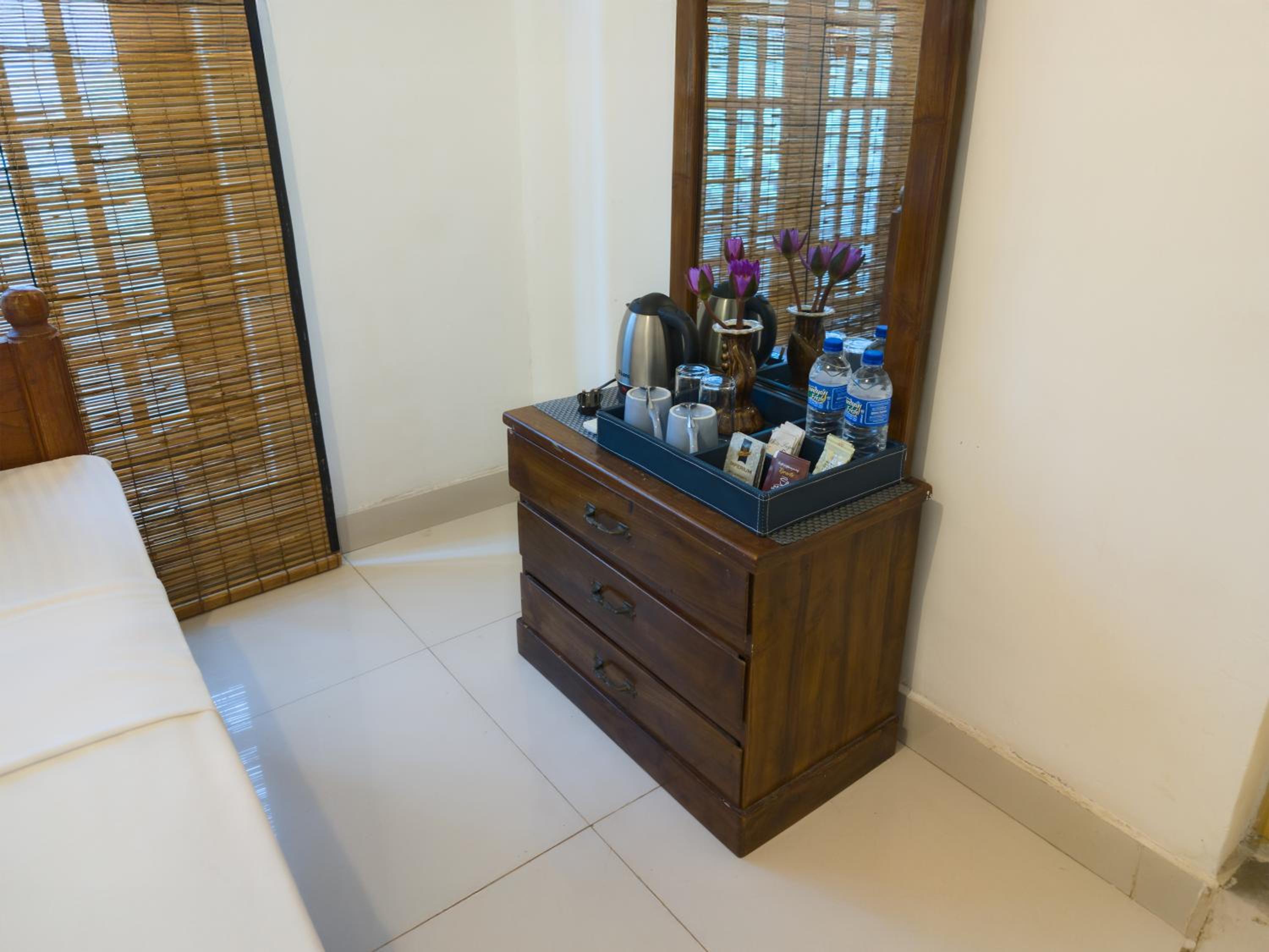 Deluxe Triple Room - Photo 11