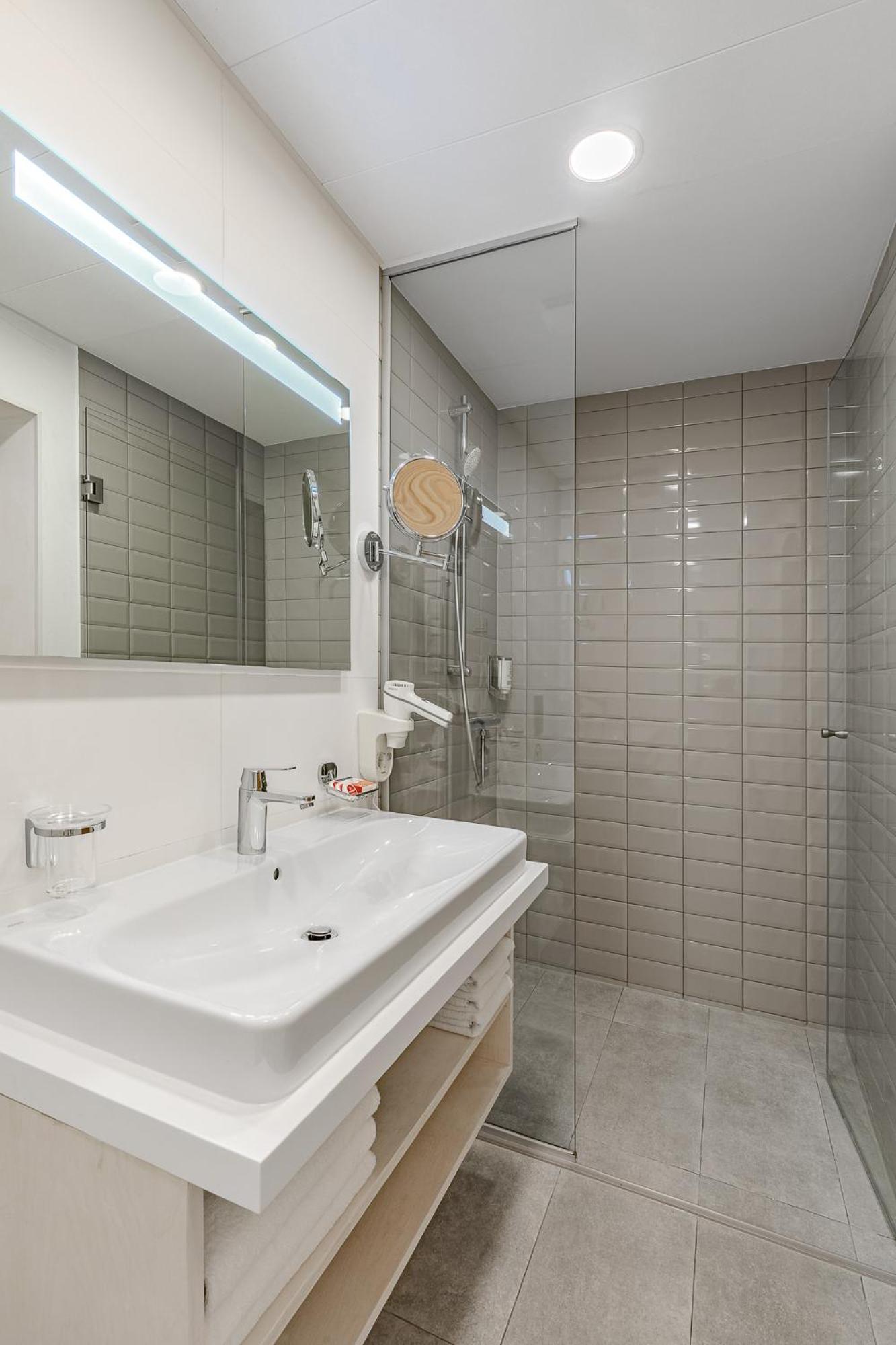 Triple Room with Balcony