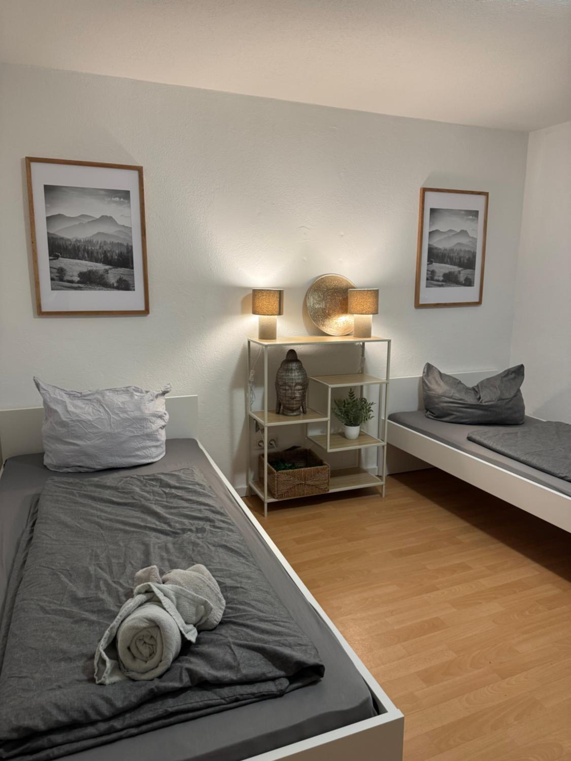 Standard Double Room with Shared Bathroom photo 3
