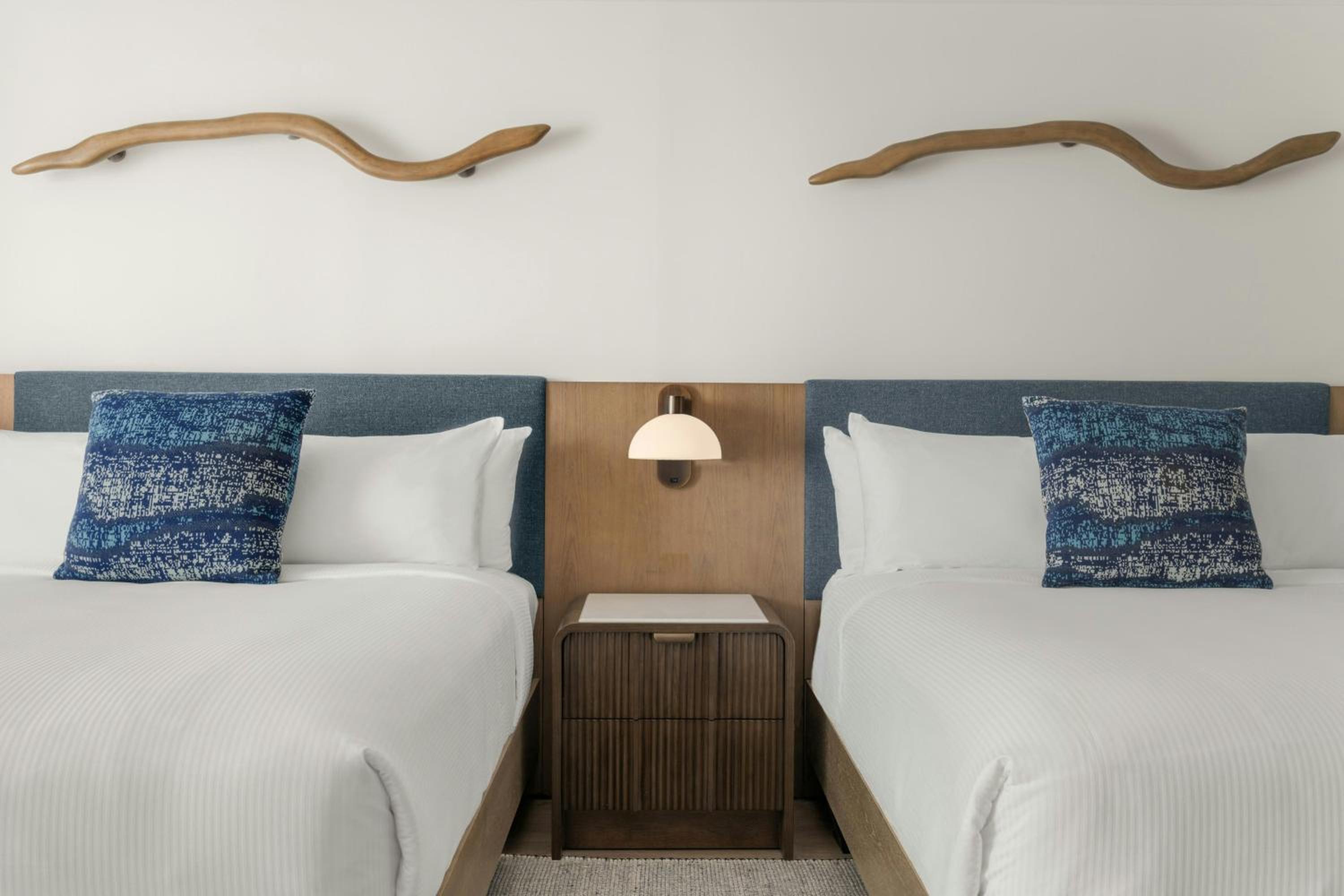 Queen Room with Two Queen Beds, Ocean View and Balcony photo 1