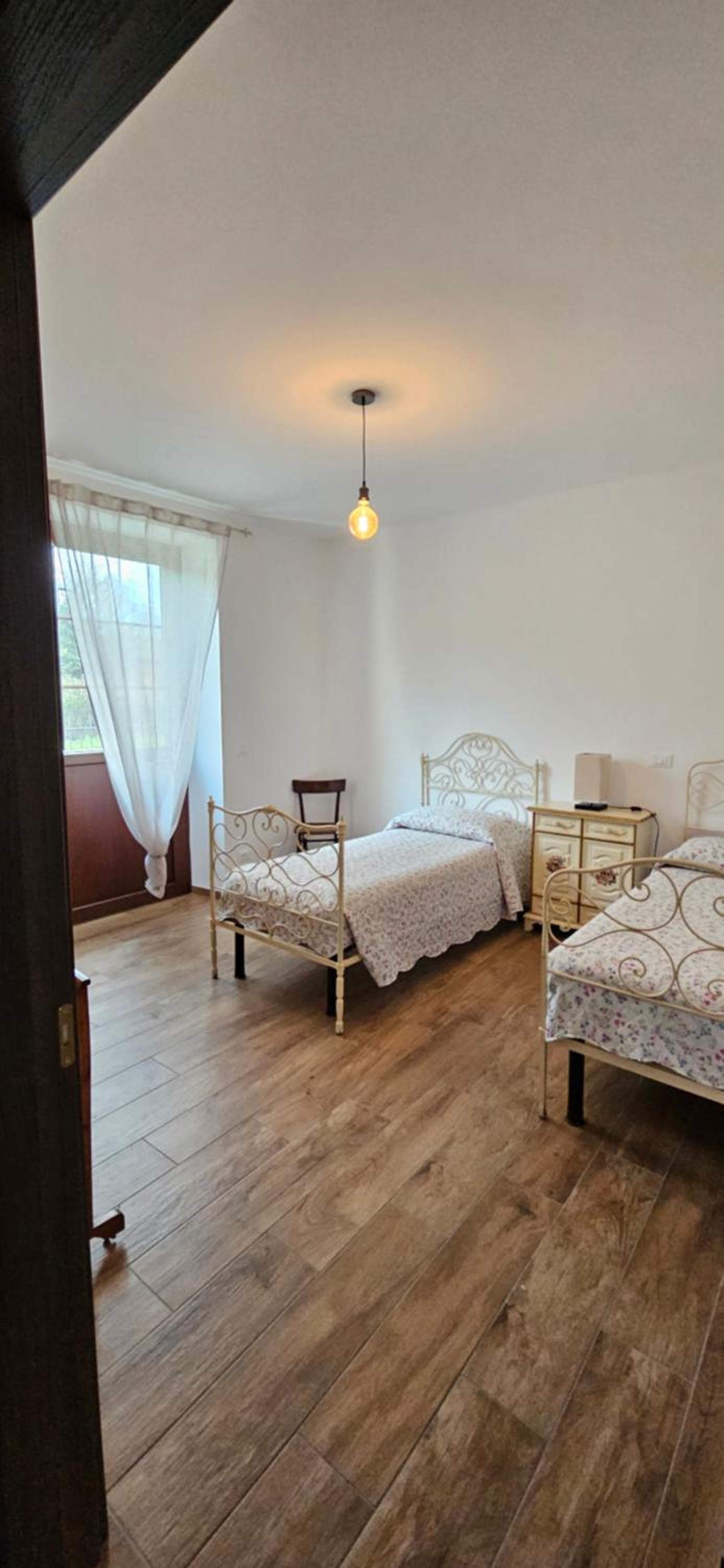 Twin Room with Private External Bathroom