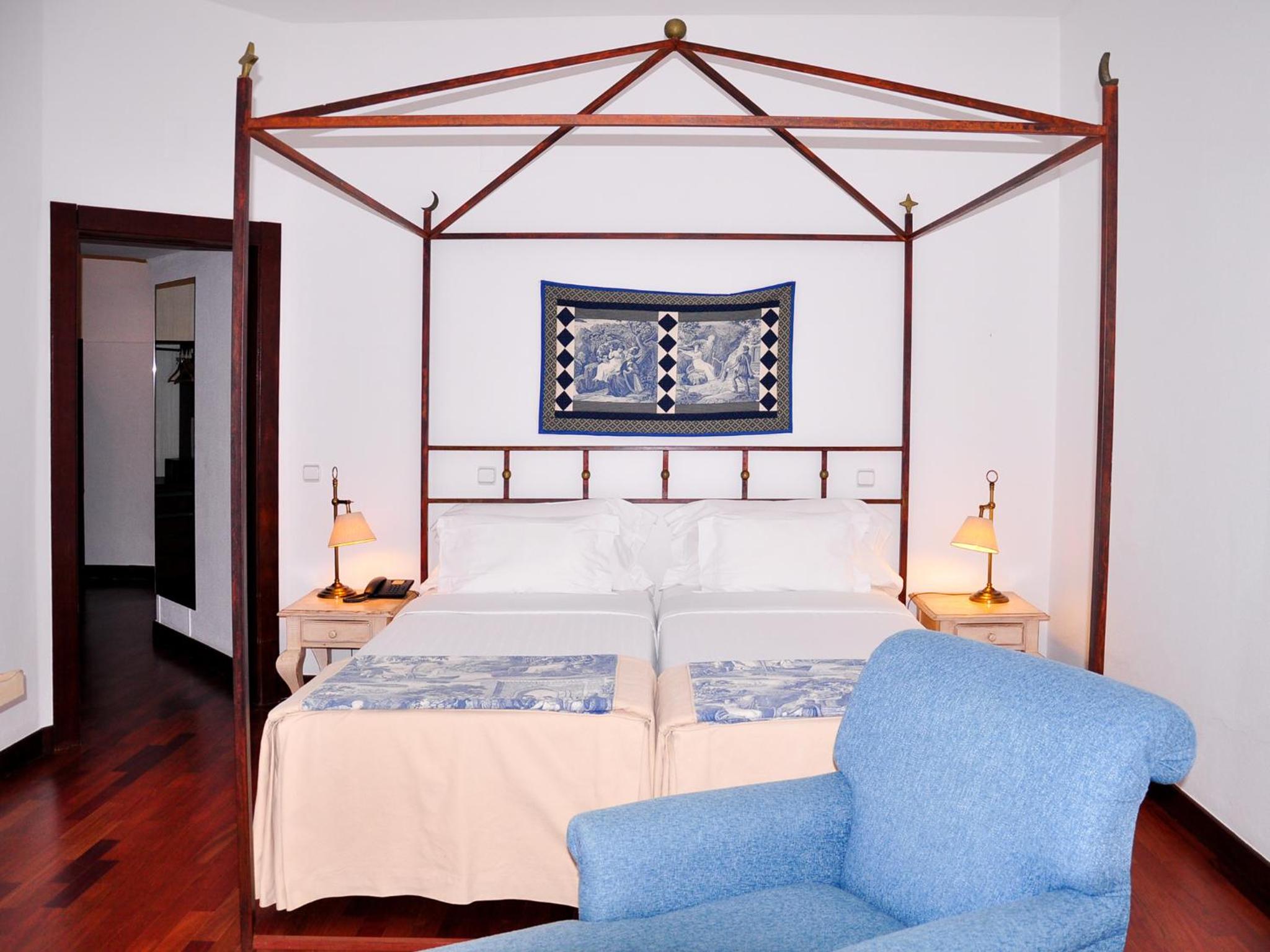 Superior Twin Room - Photo 4
