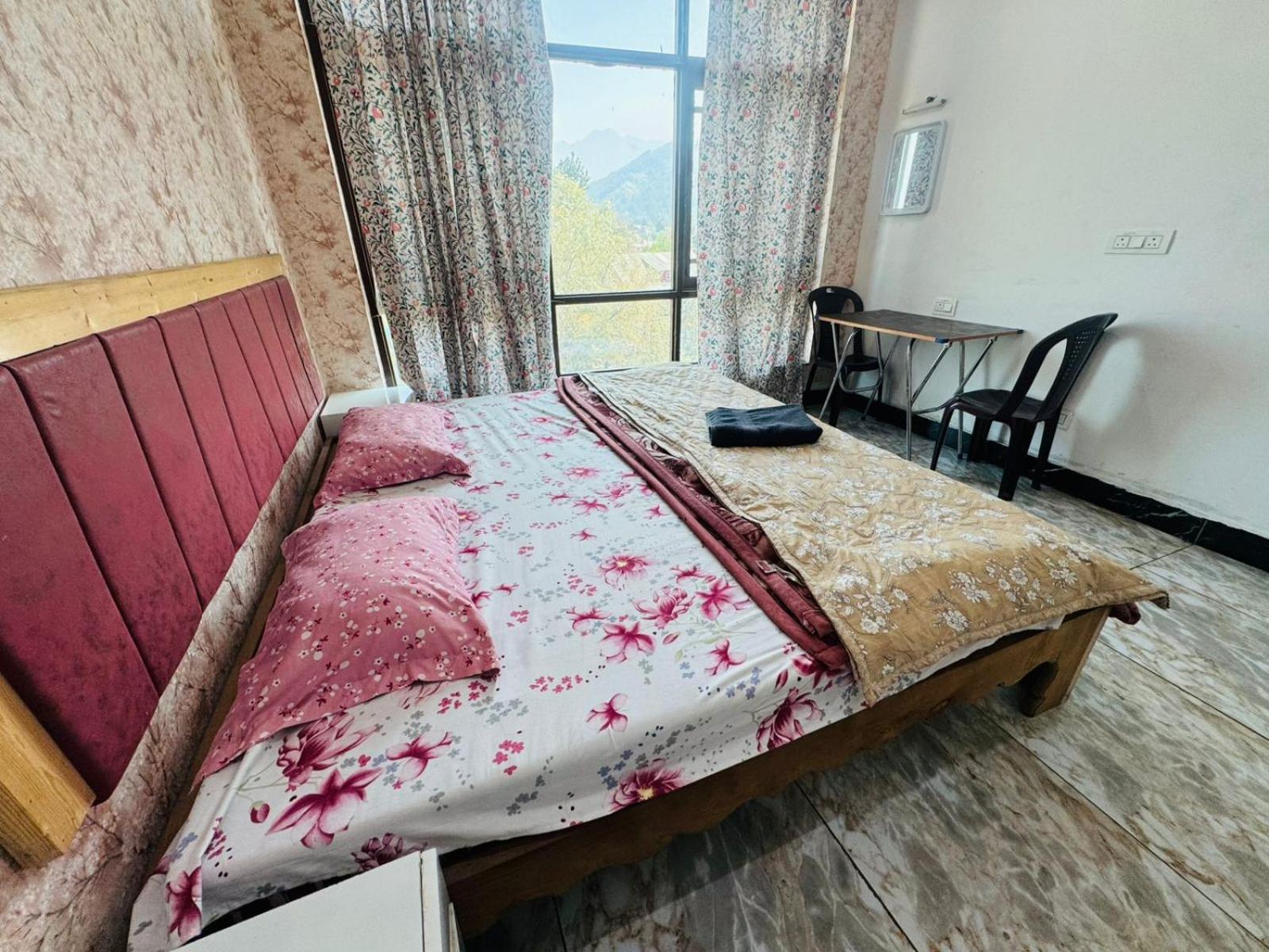 Double Room with Lake View