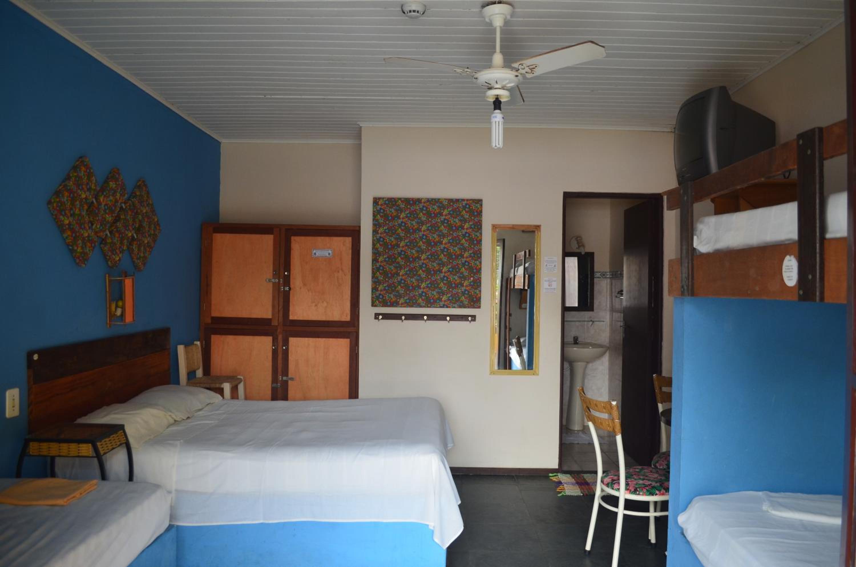 Standard Family Room - Photo 4