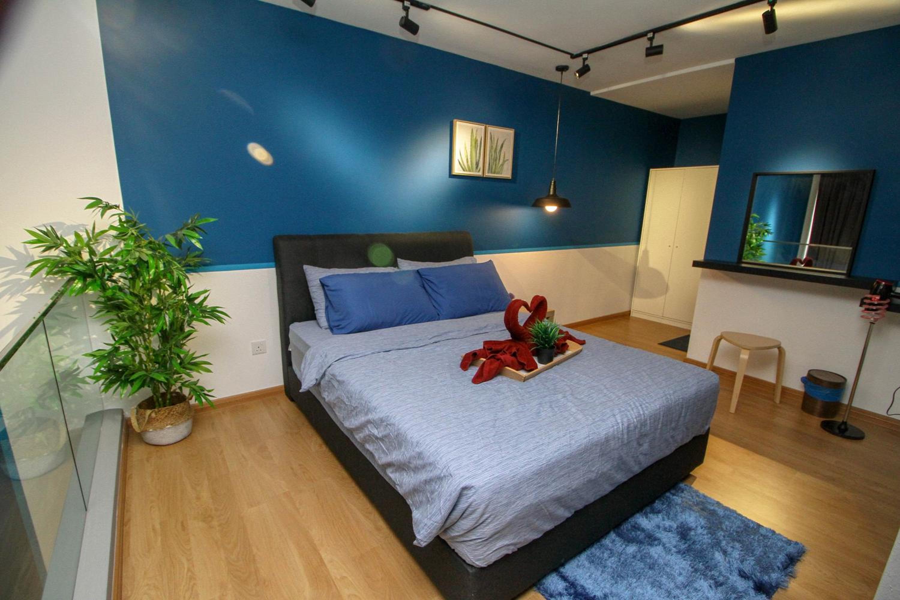 Deluxe Queen Suite