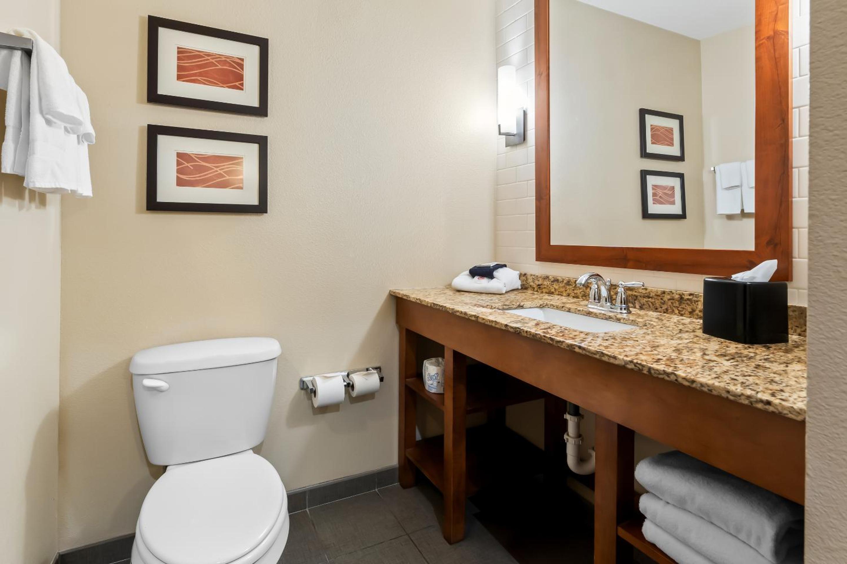 Standard Room J photo 3
