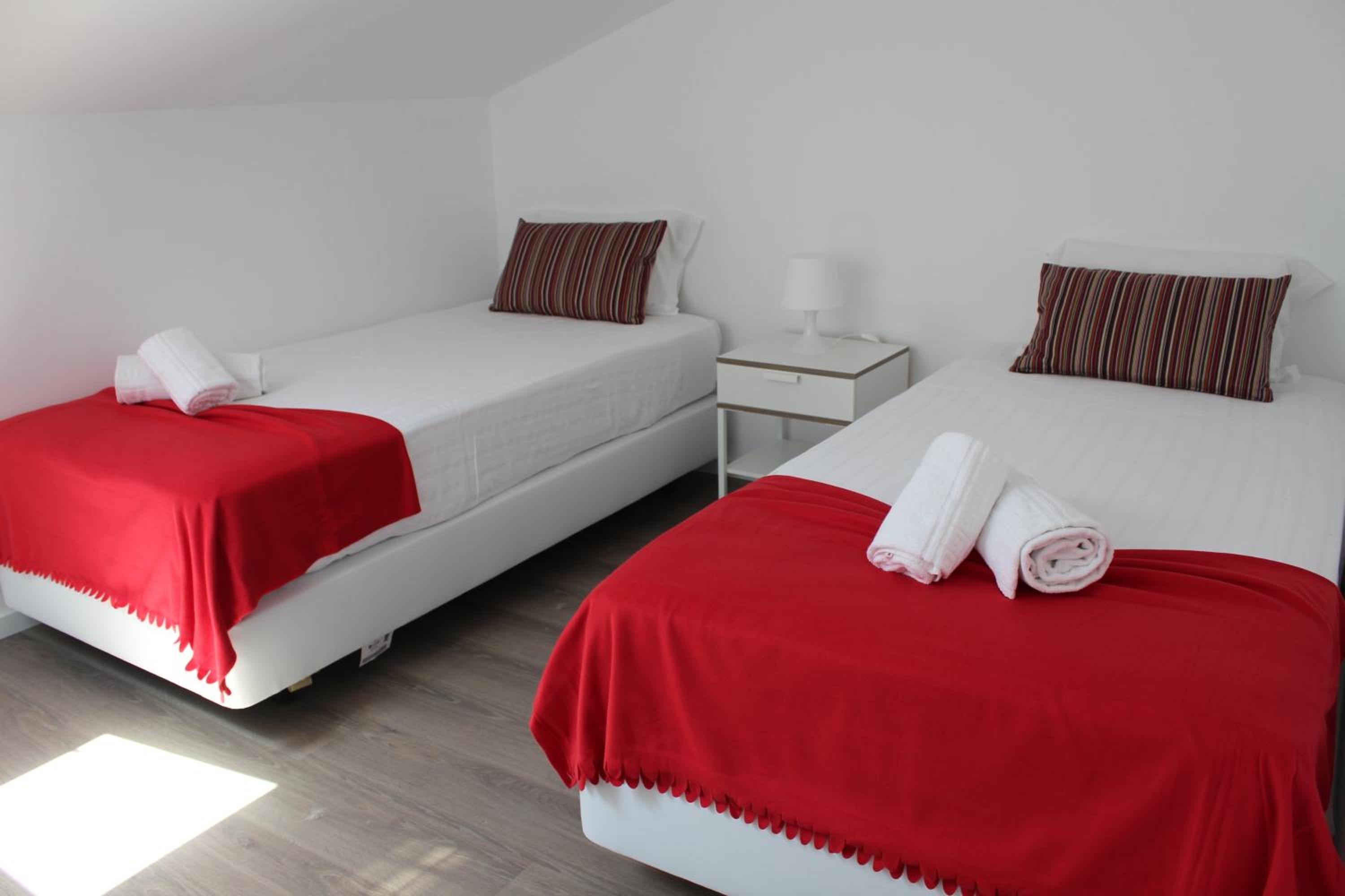 Single Bed in 4-Bed Dormitory Room photo 3