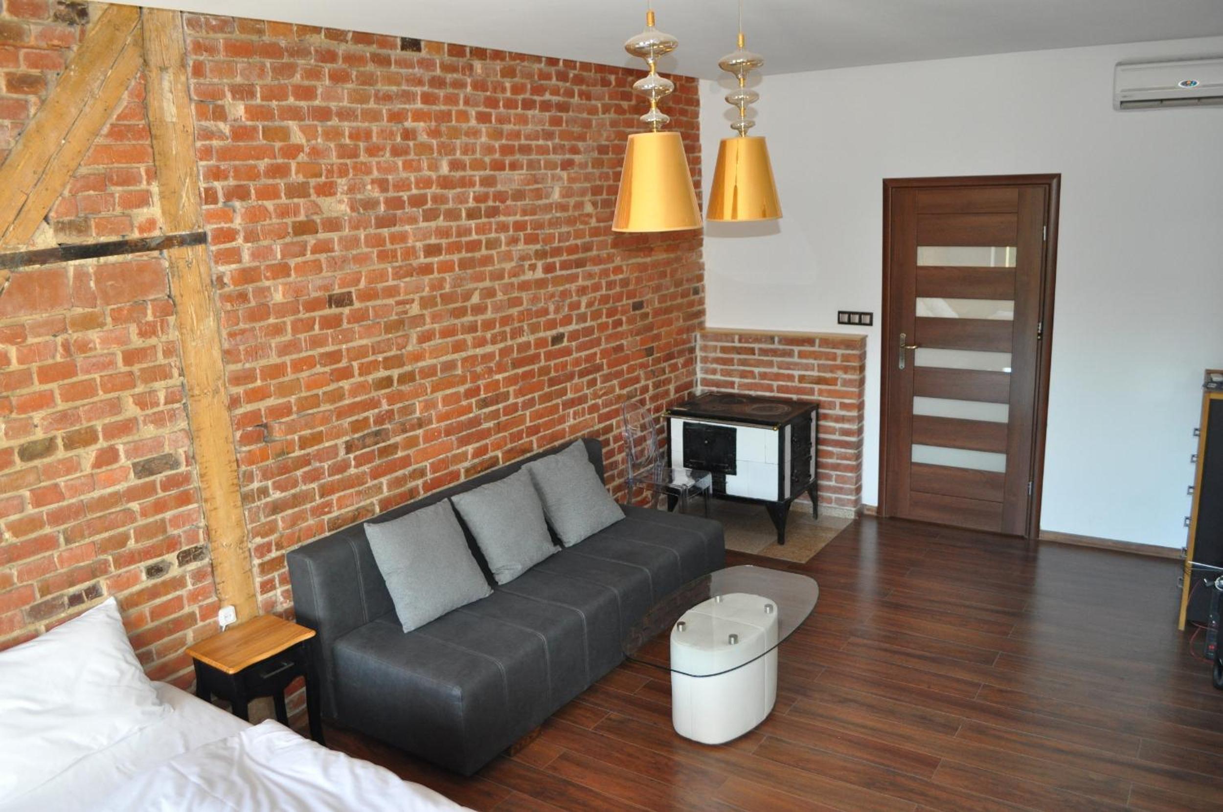 Two-Bedroom Apartment - Photo 2