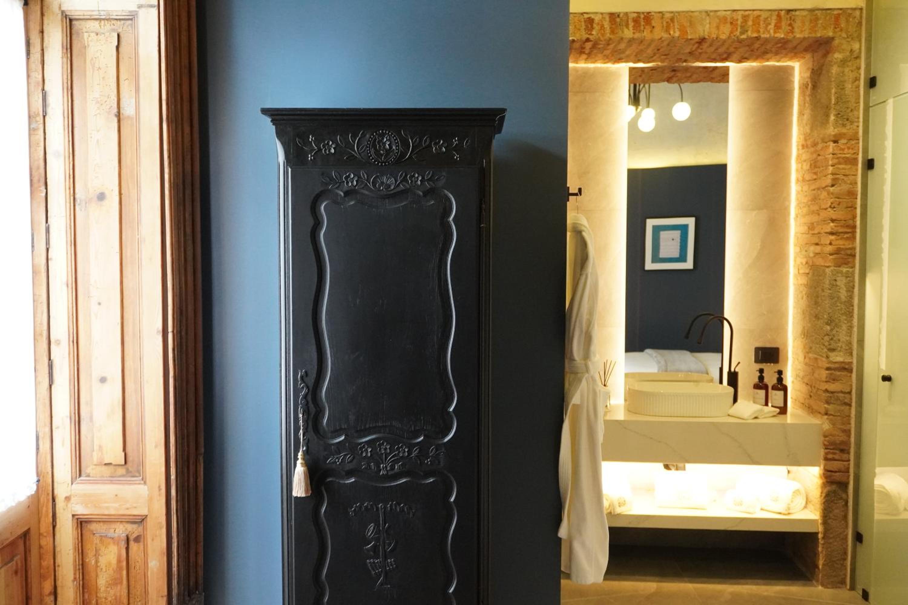 Deluxe Queen Room photo 3