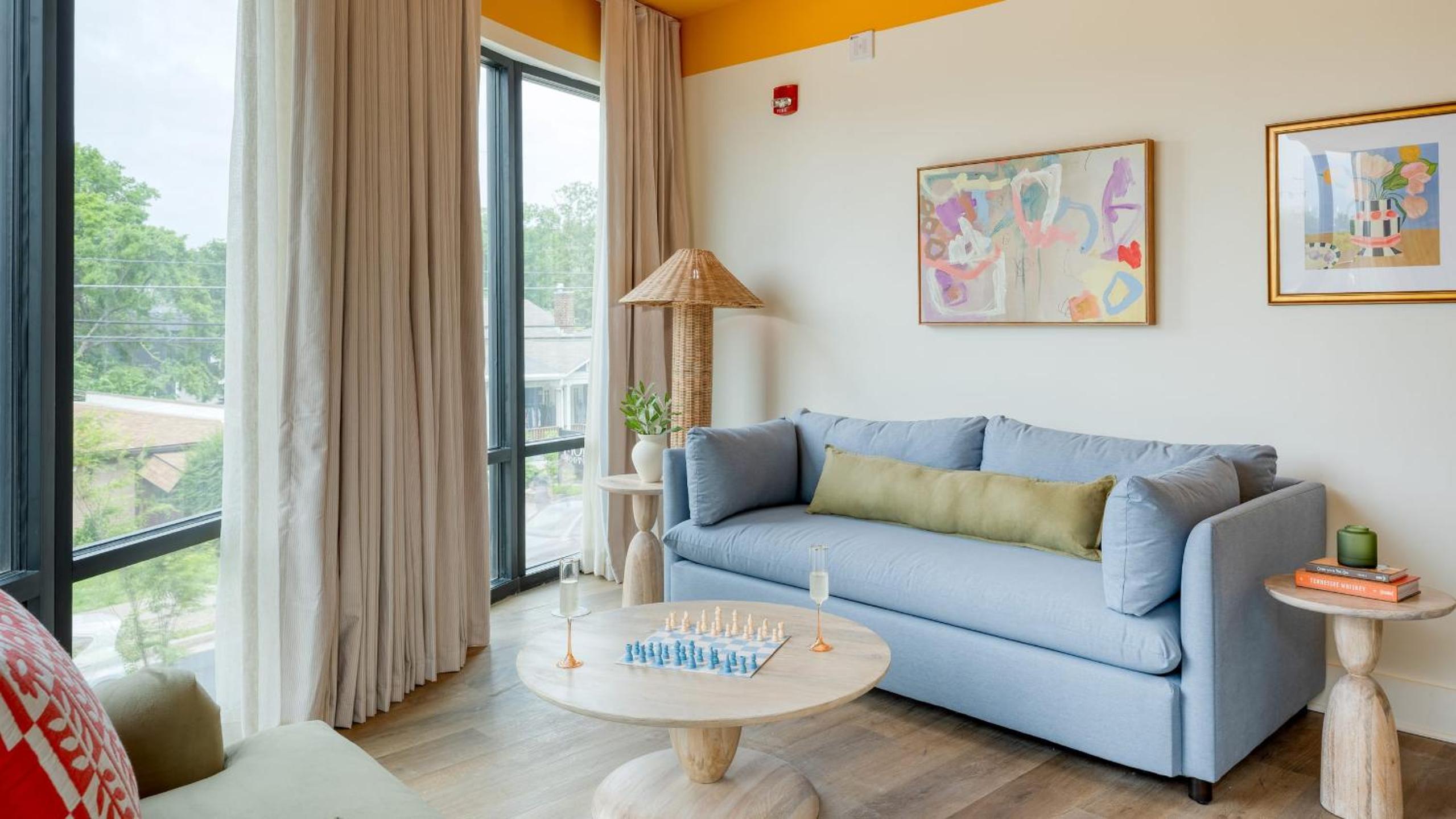 2 Bedroom Suite