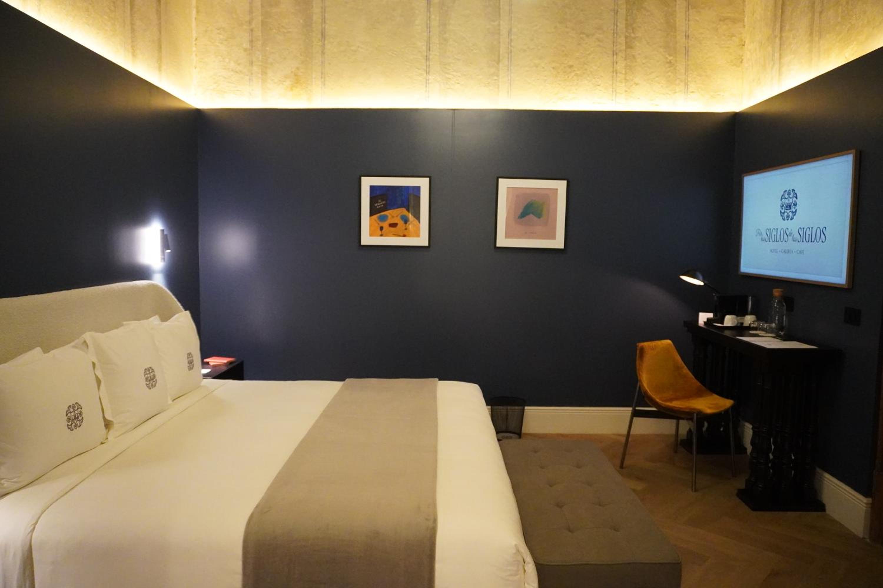 Deluxe King Room photo 3