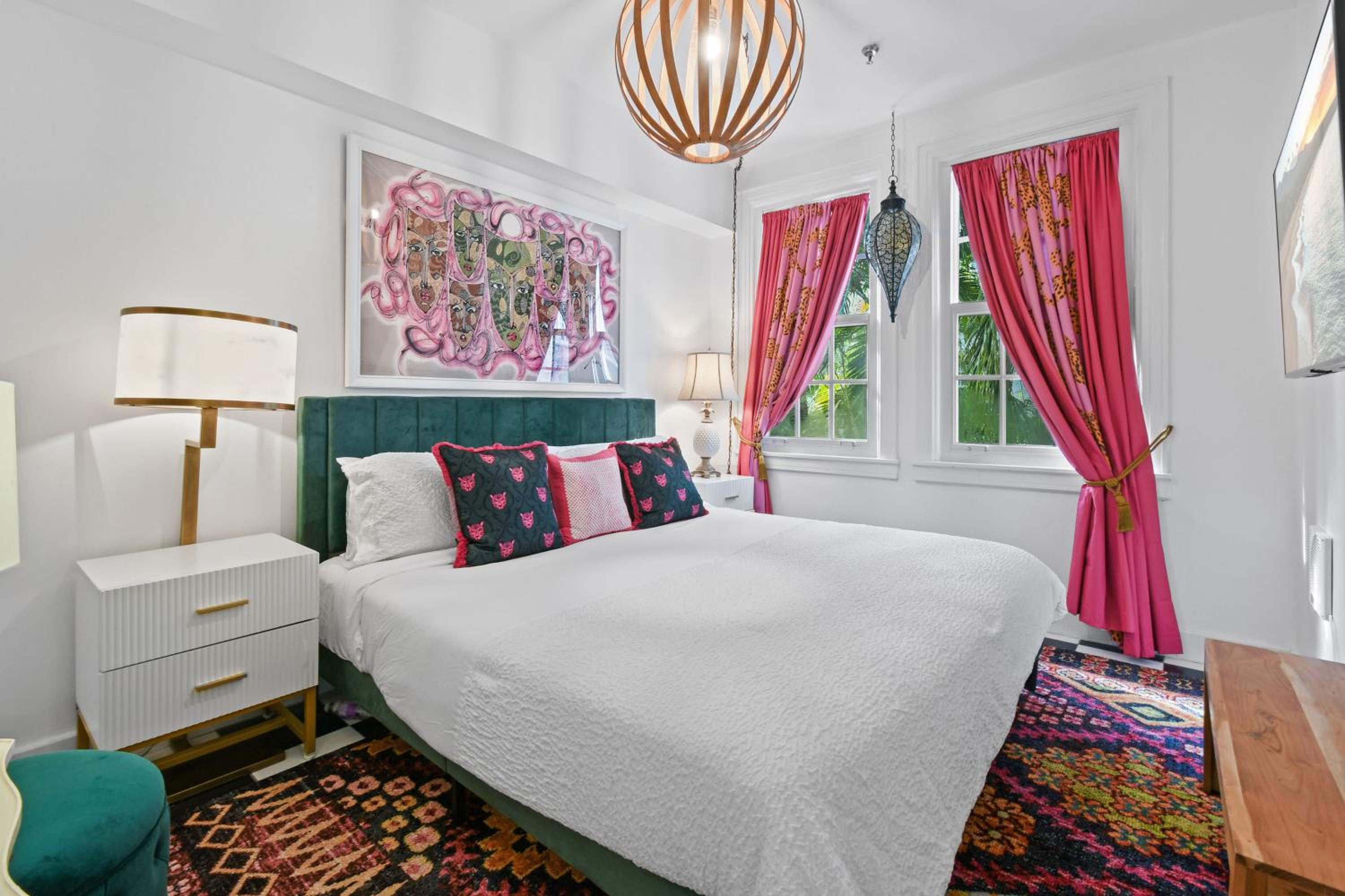 Deluxe Two-Bedroom Apartment with Garden View