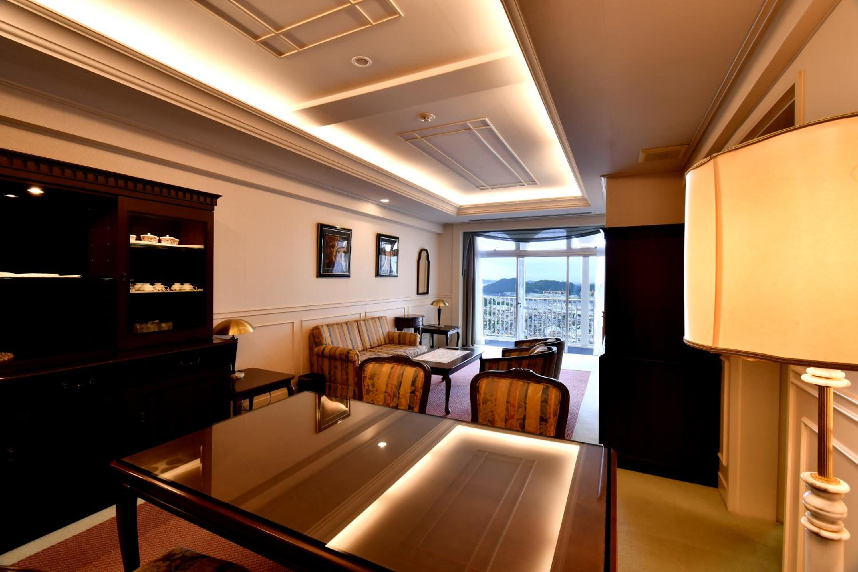 Standard Suite