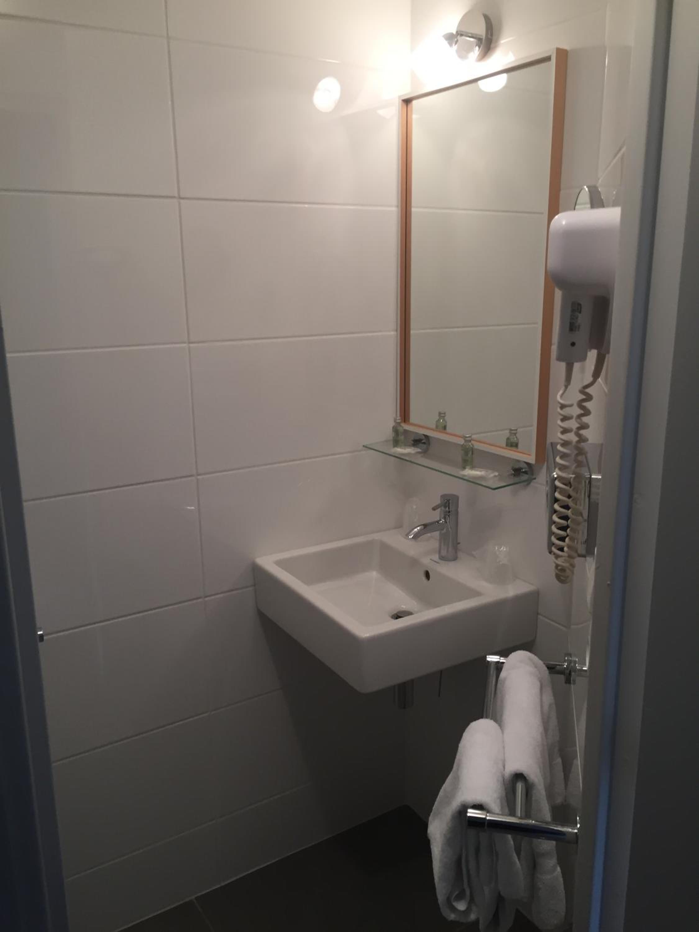 Double Room - Photo 2