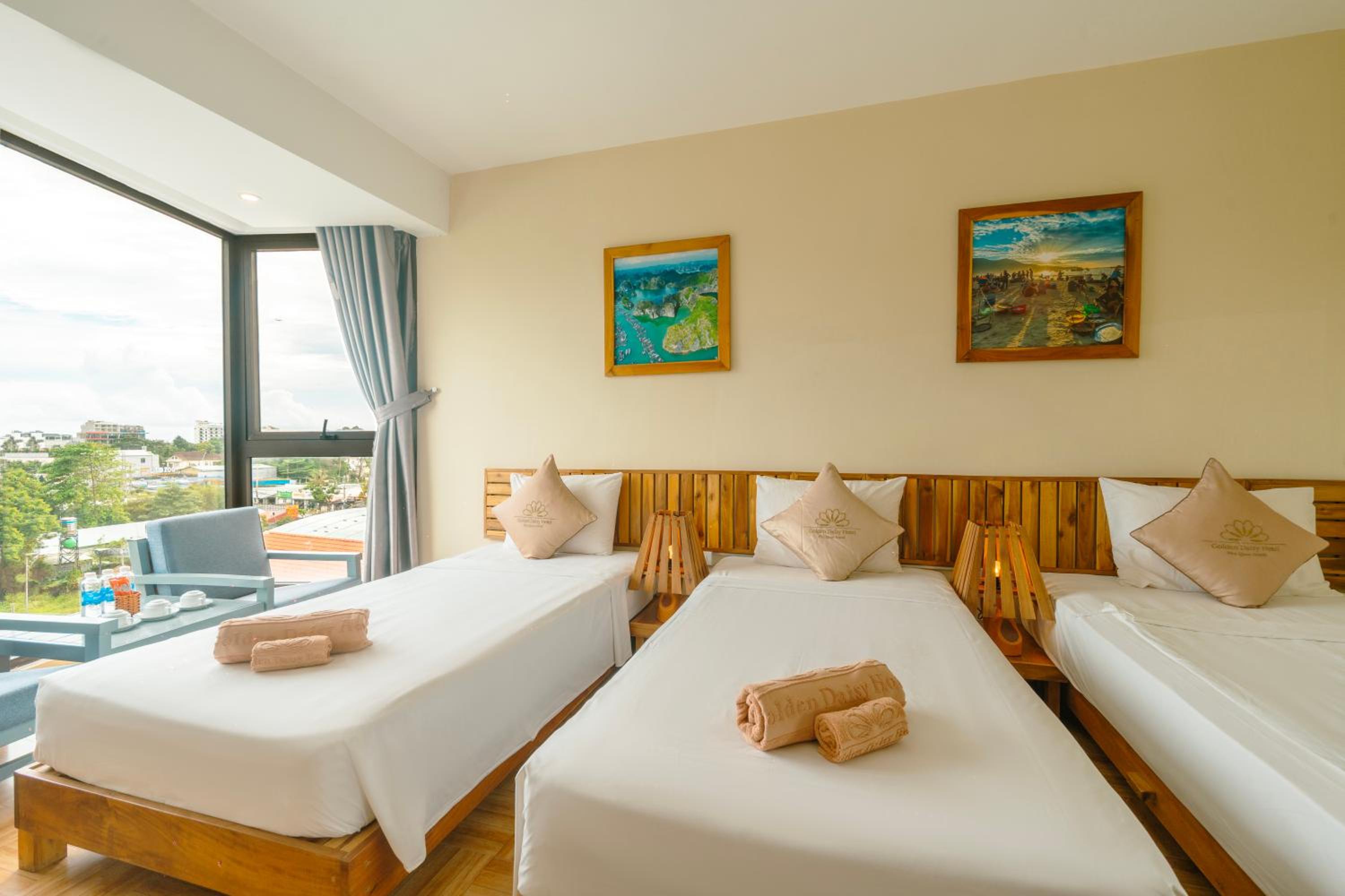 Deluxe Triple Room photo 2