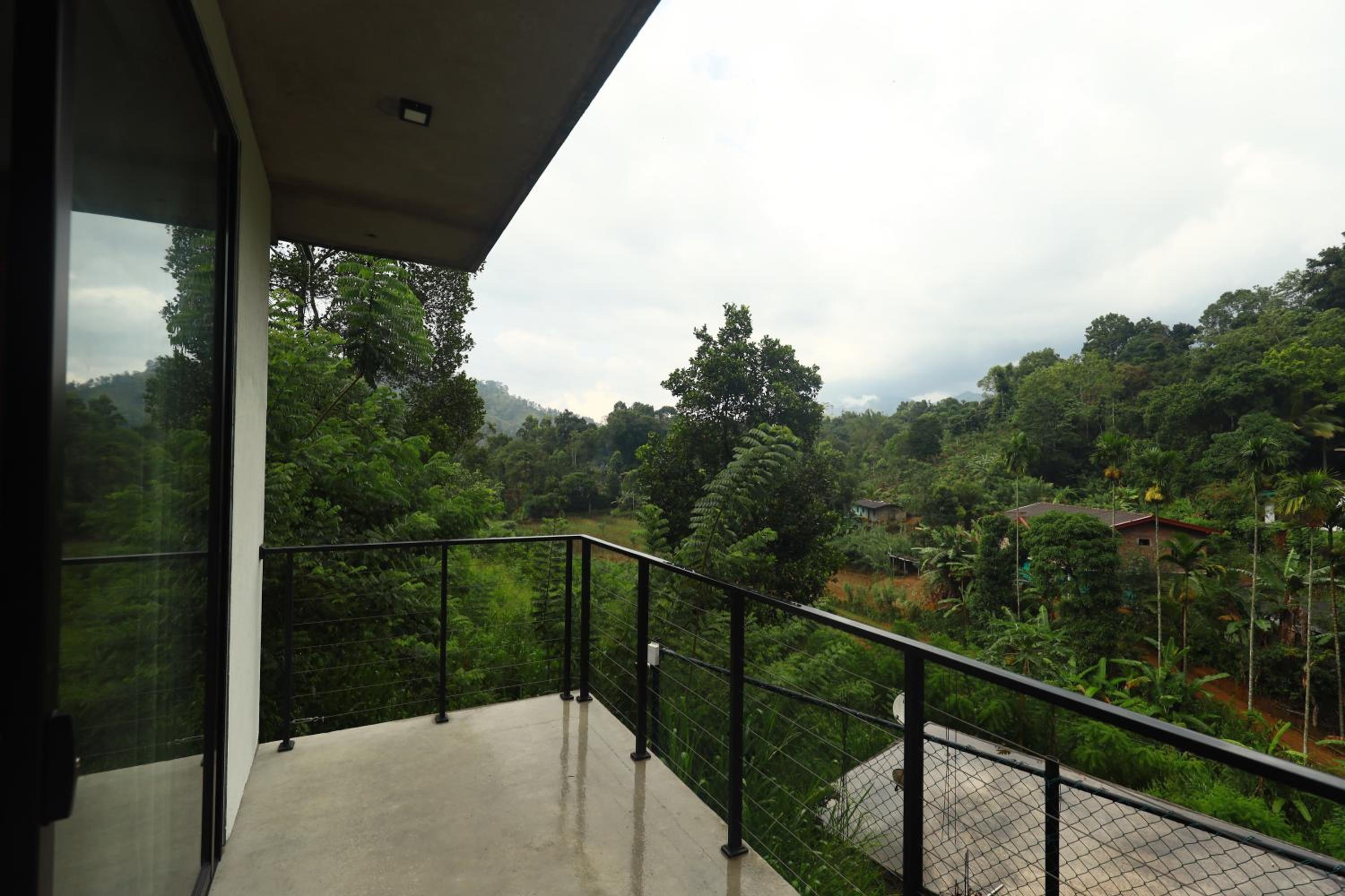 King Room with Mountain View photo 3