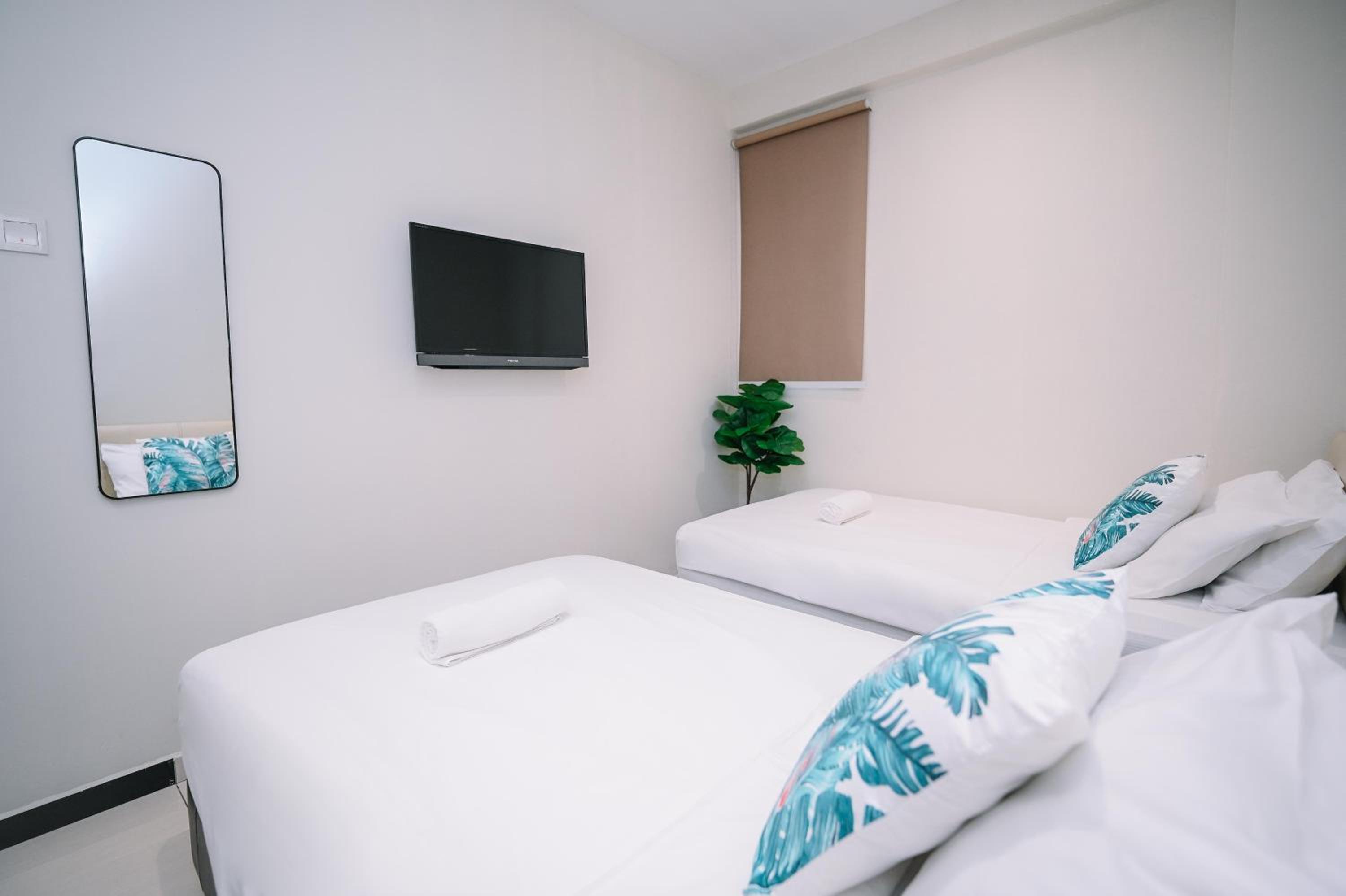 Standard Twin Room