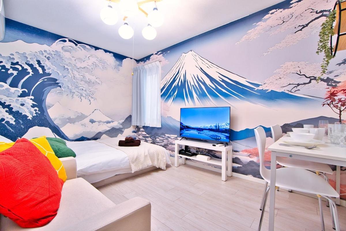 One-Bedroom Apartment photo 1