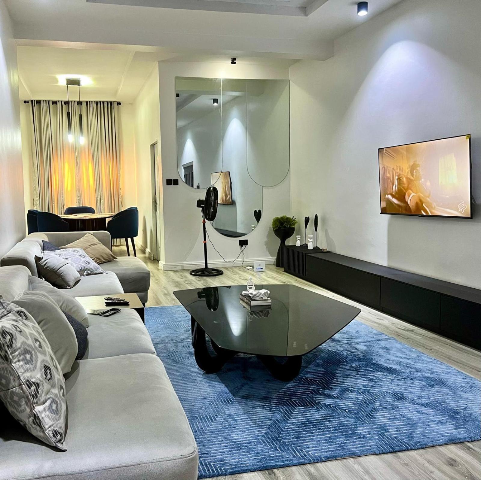 Deluxe Two-Bedroom Apartment with Garden View photo 1