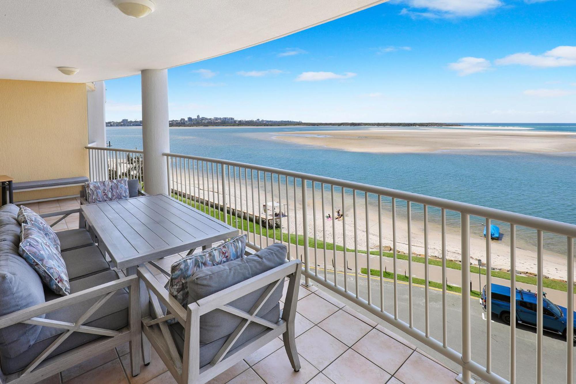 Two-Bedroom Apartment - Oceanfront 