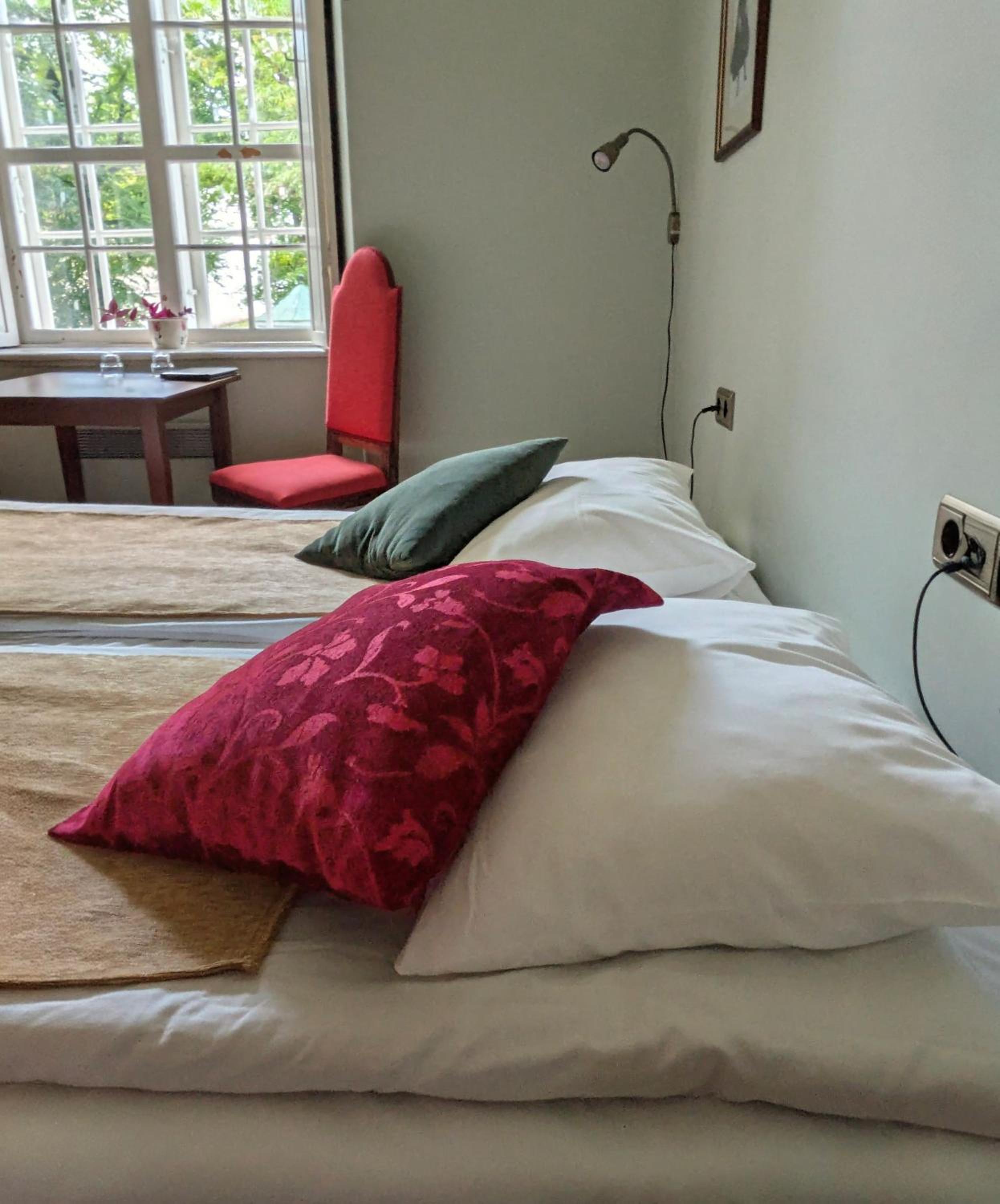 Economy Double Room photo 3