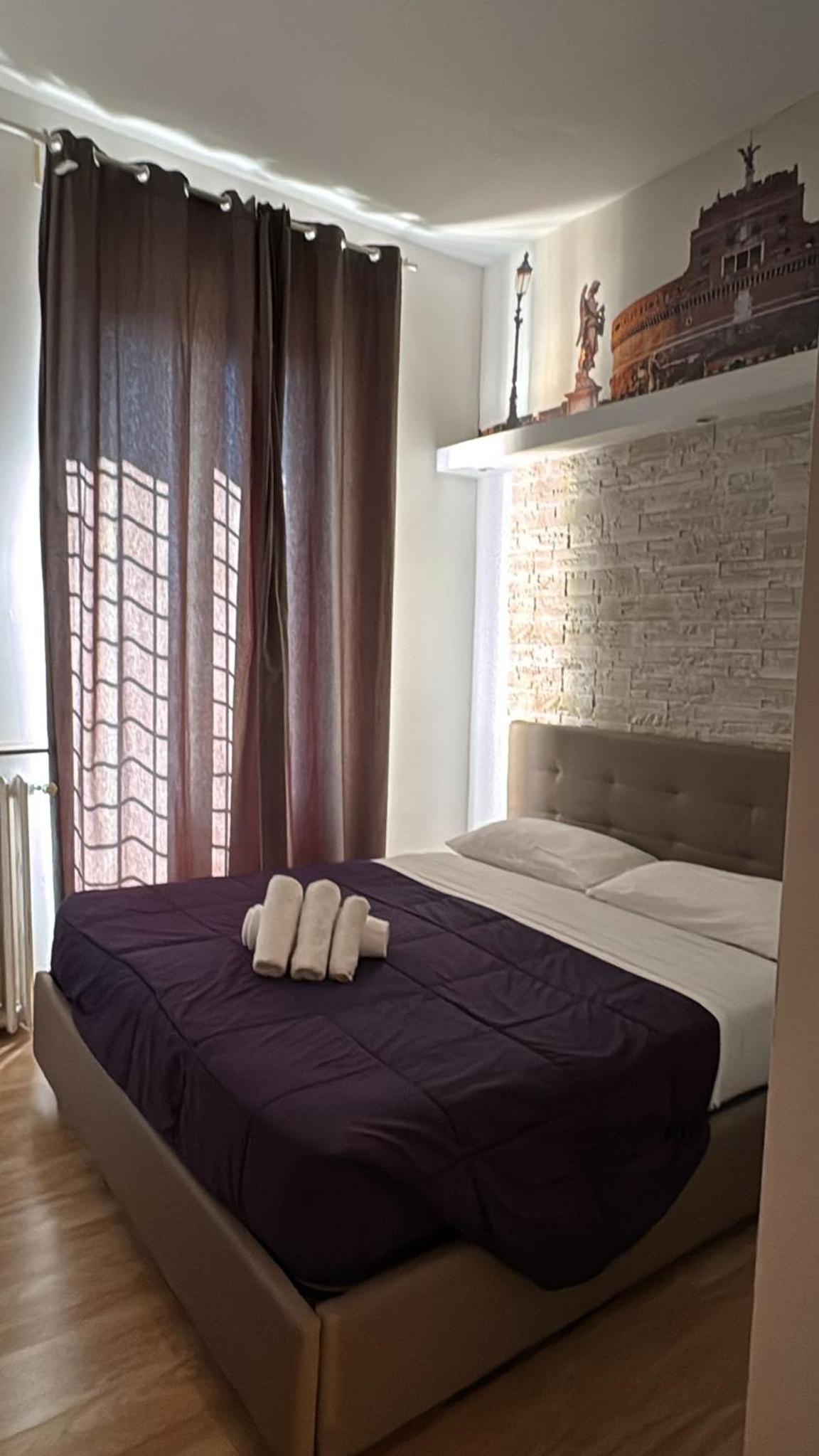 Double or Twin Room photo 3