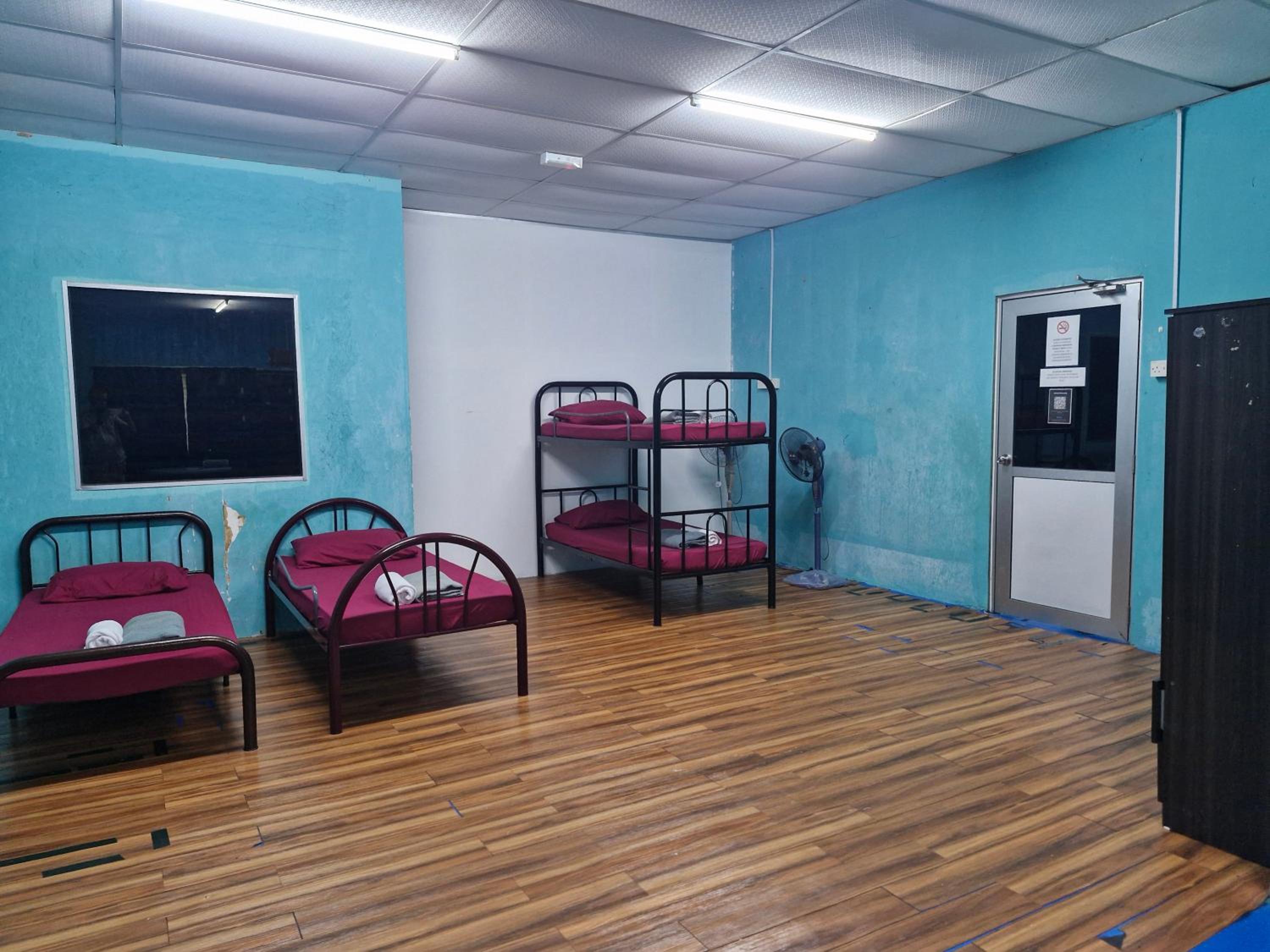Economy Quadruple Room
