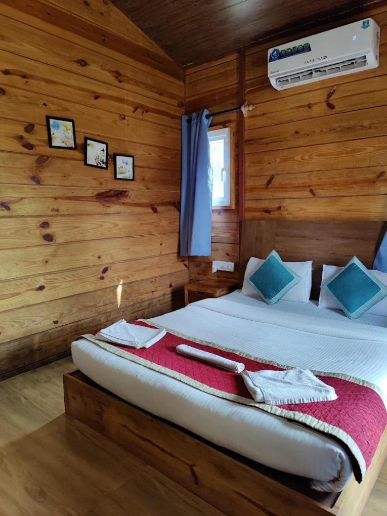 Double Room with Patio photo 1