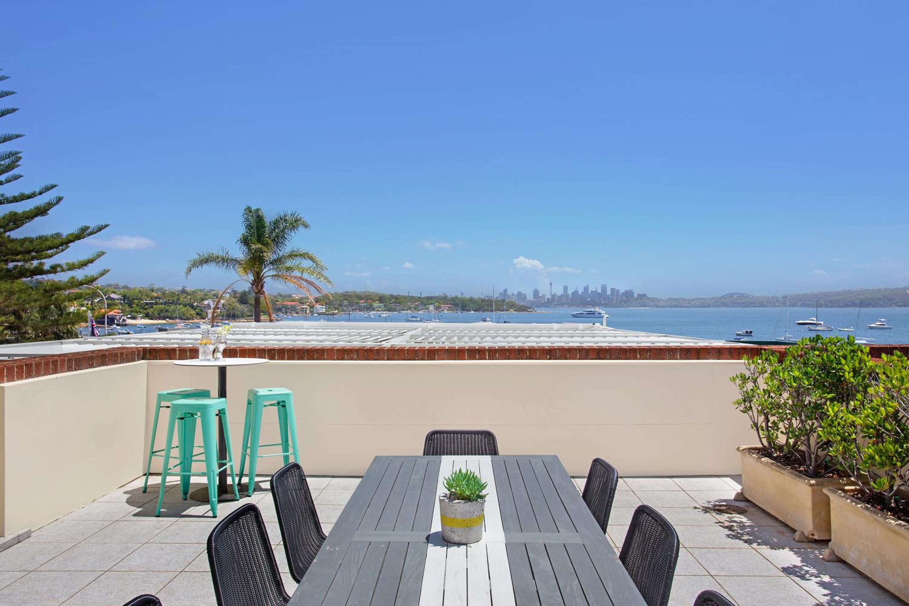 King Suite with Terrace and Harbor View thumbnail 5