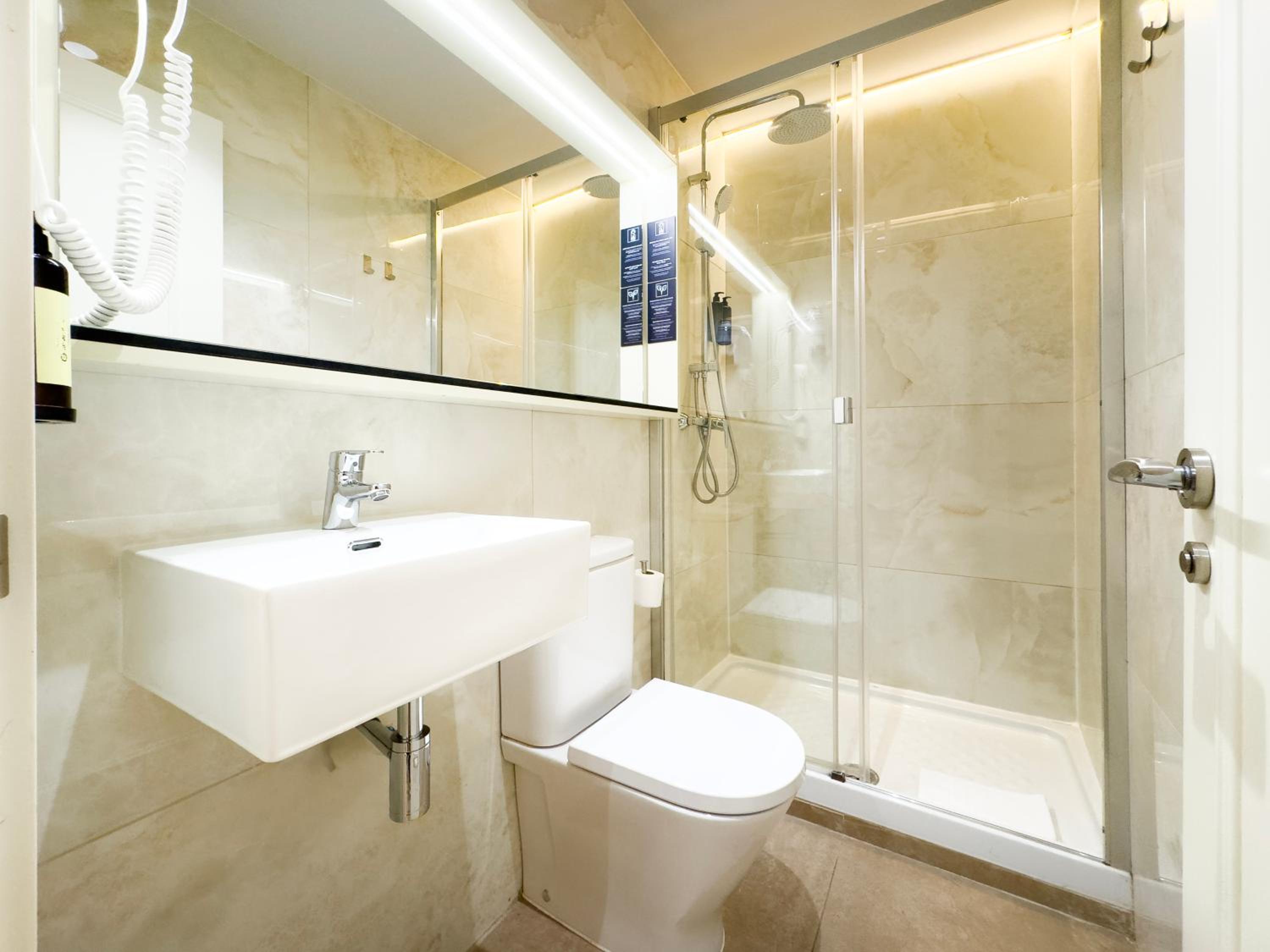 Large Double Room