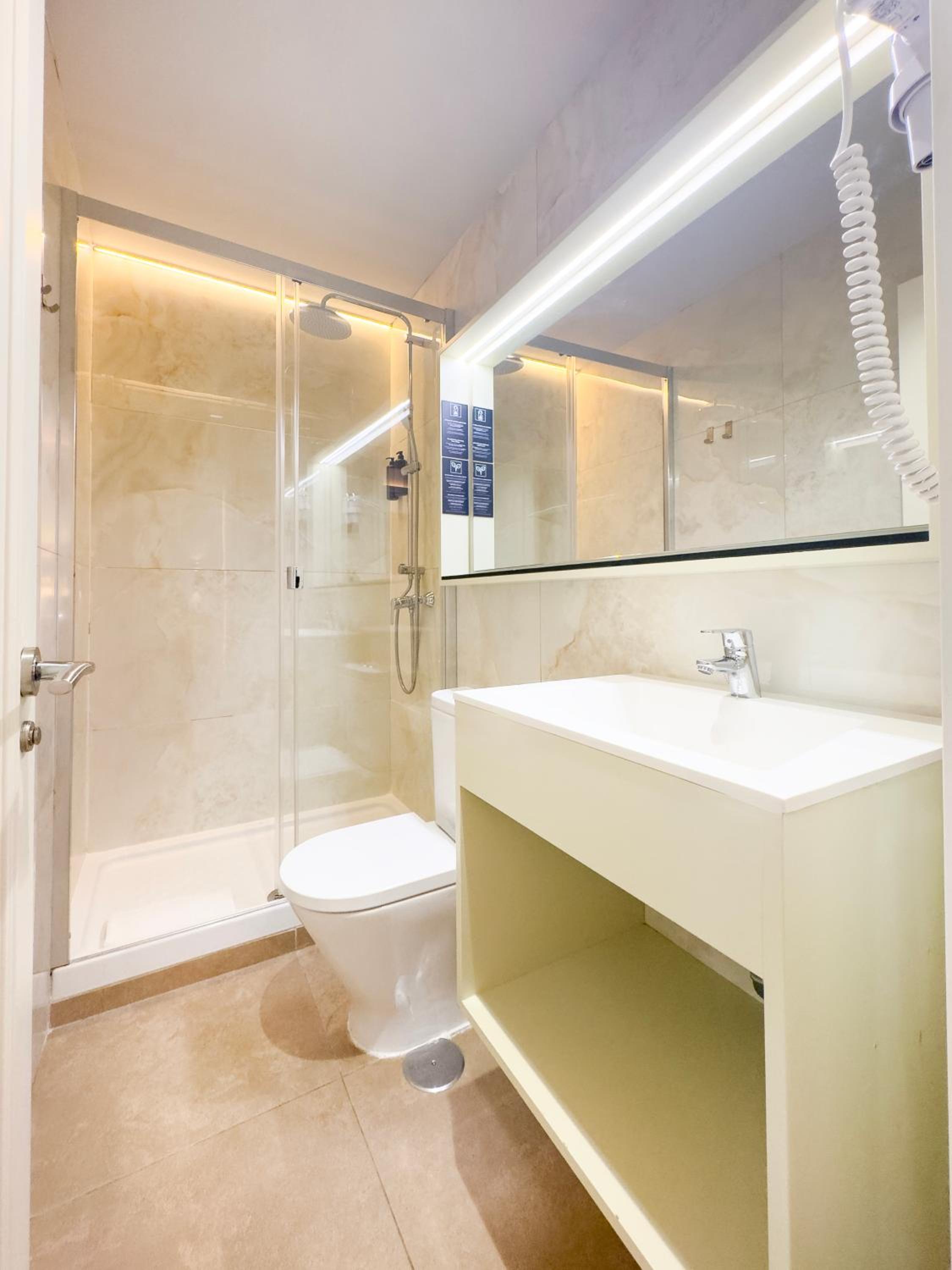 Standard Triple Room photo 3