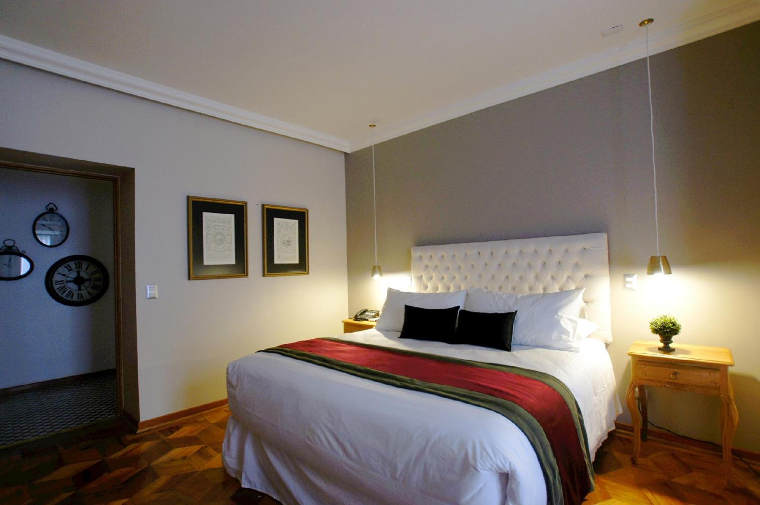 Suite photo 1